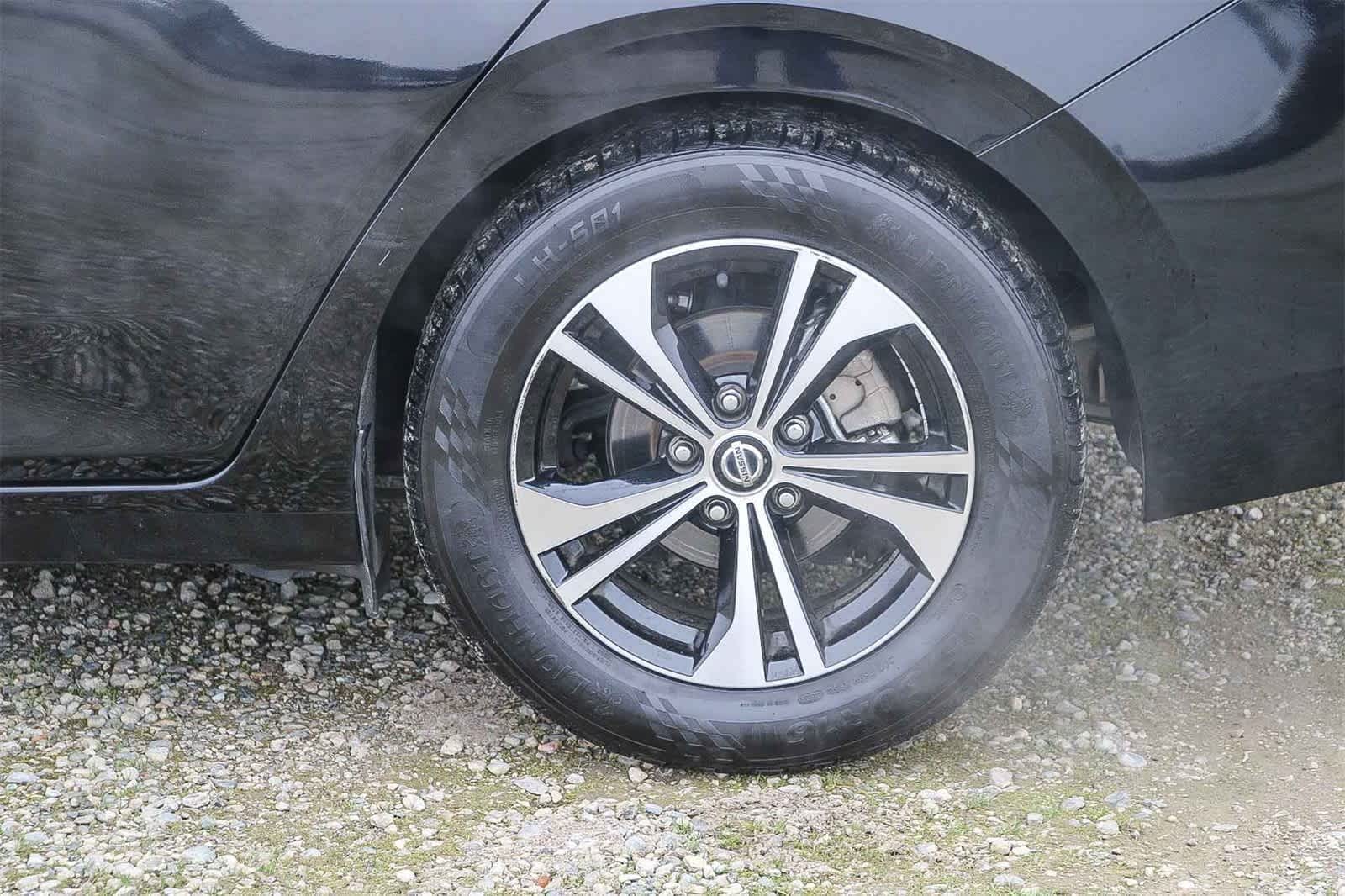 Thumbnail: 2021 Nissan Sentra - 12