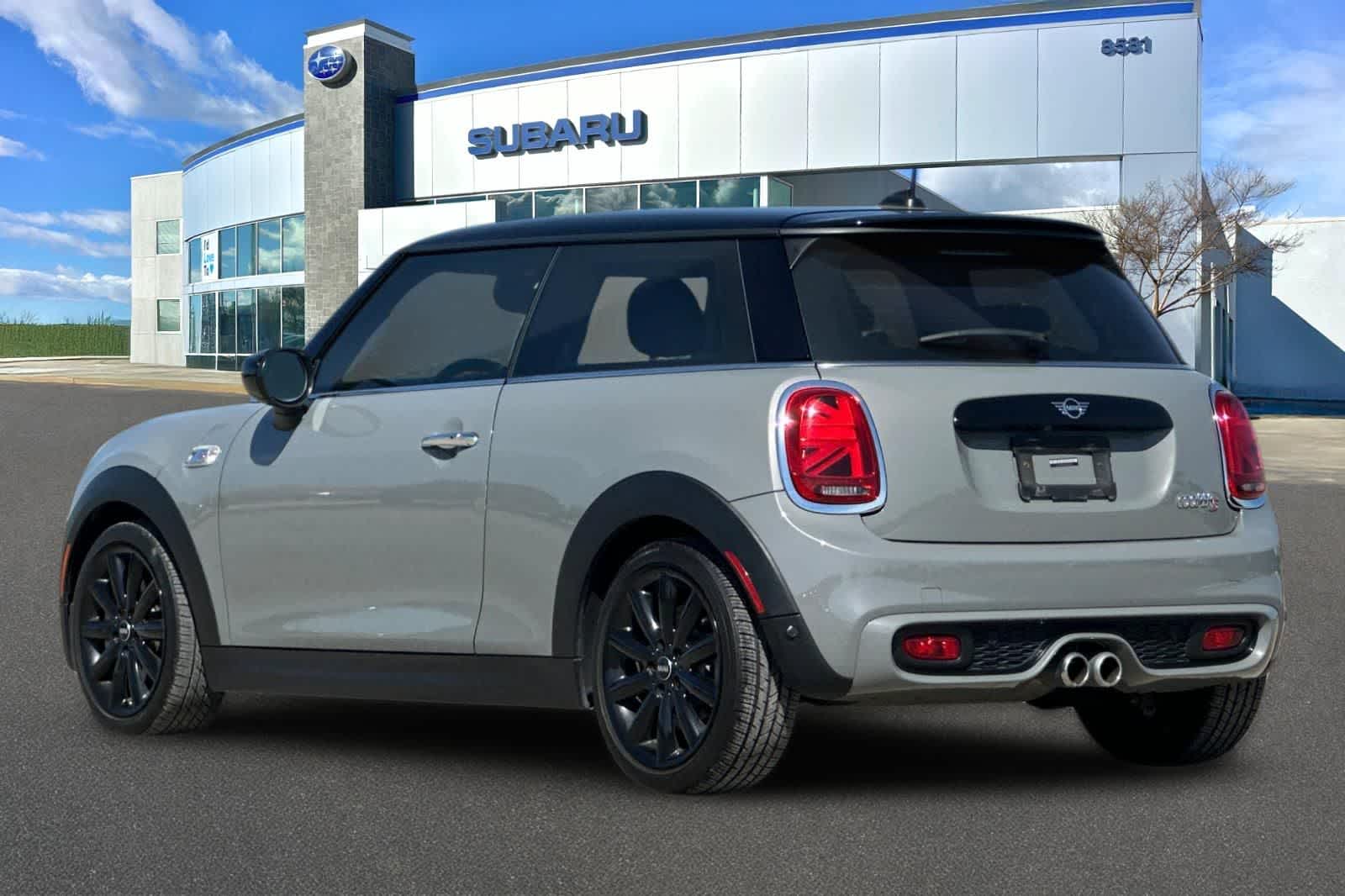 Thumbnail: 2020 MINI Cooper Hardtop - 8