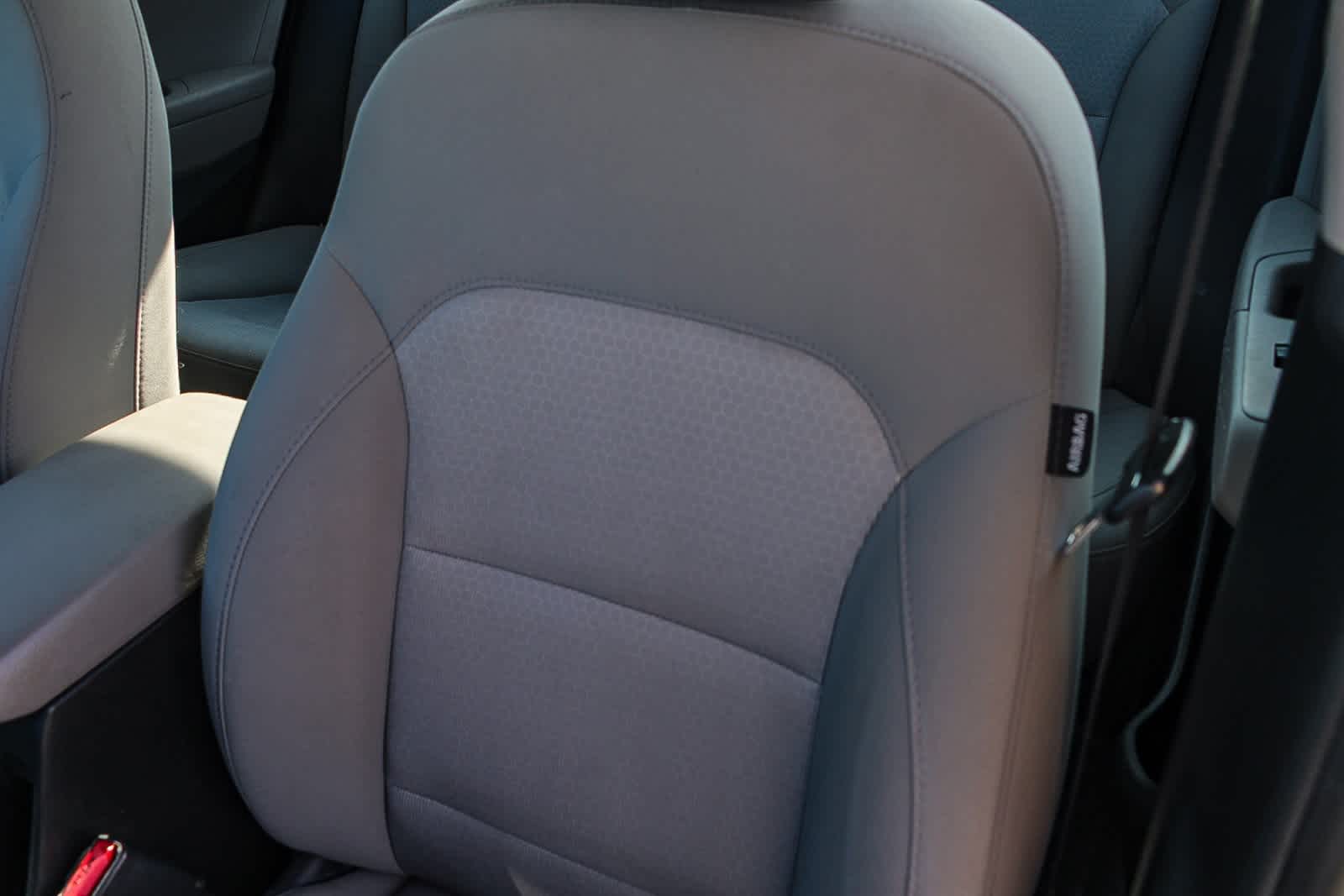 Thumbnail: 2017 Hyundai Elantra - 24