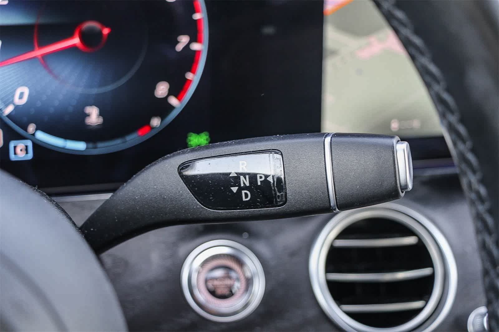 Thumbnail: 2021 Mercedes-Benz E-Class - 15