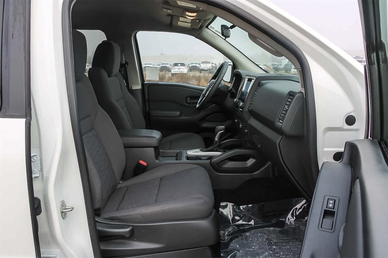 Thumbnail: 2022 Nissan Frontier - 4