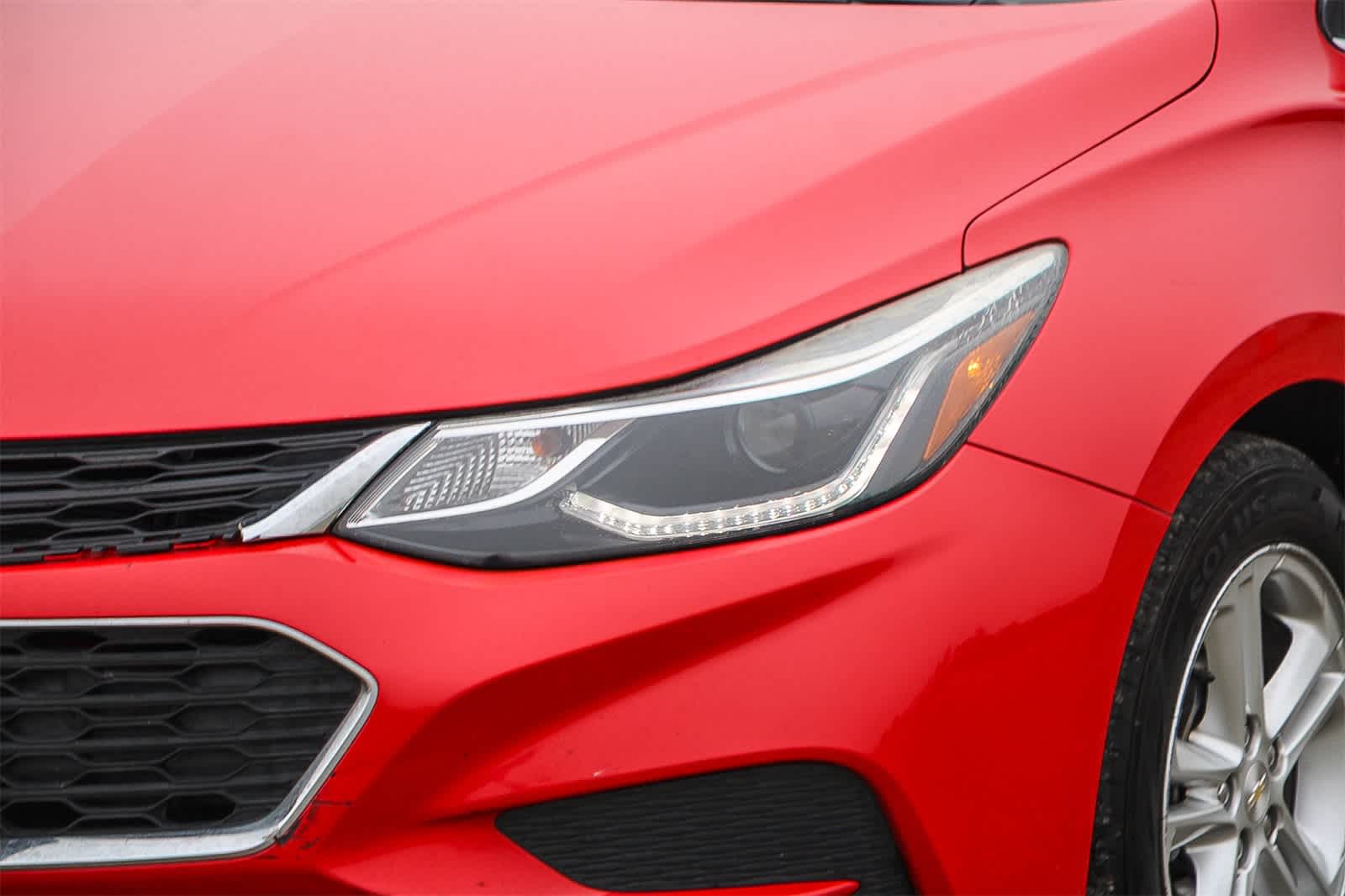 Thumbnail: 2018 Chevrolet Cruze - 8