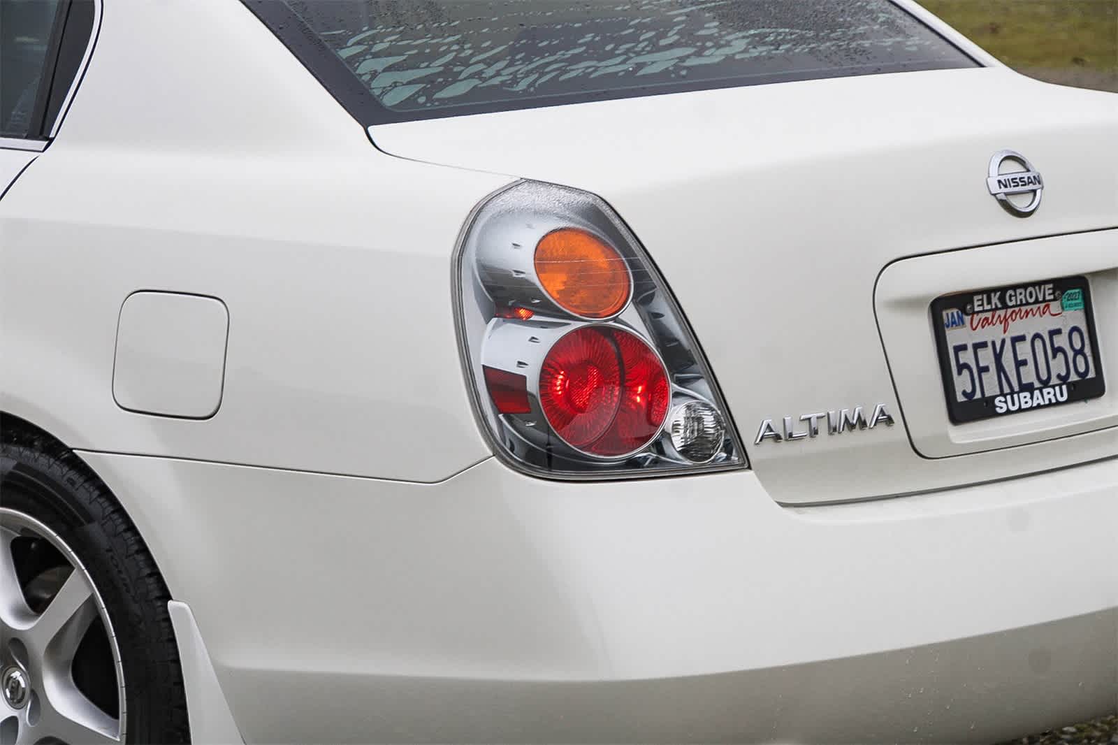 Thumbnail: 2004 Nissan Altima - 11