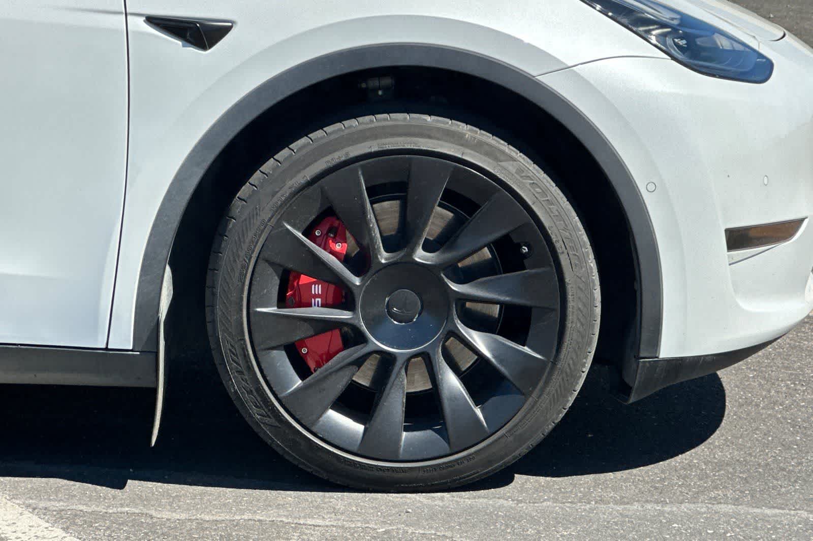 Thumbnail: 2022 Tesla Model Y - 29