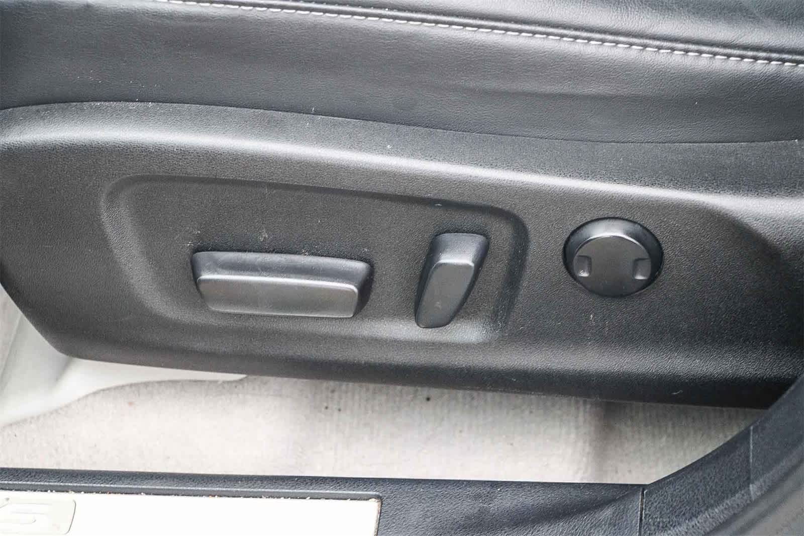 Thumbnail: 2017 Lexus RX - 21