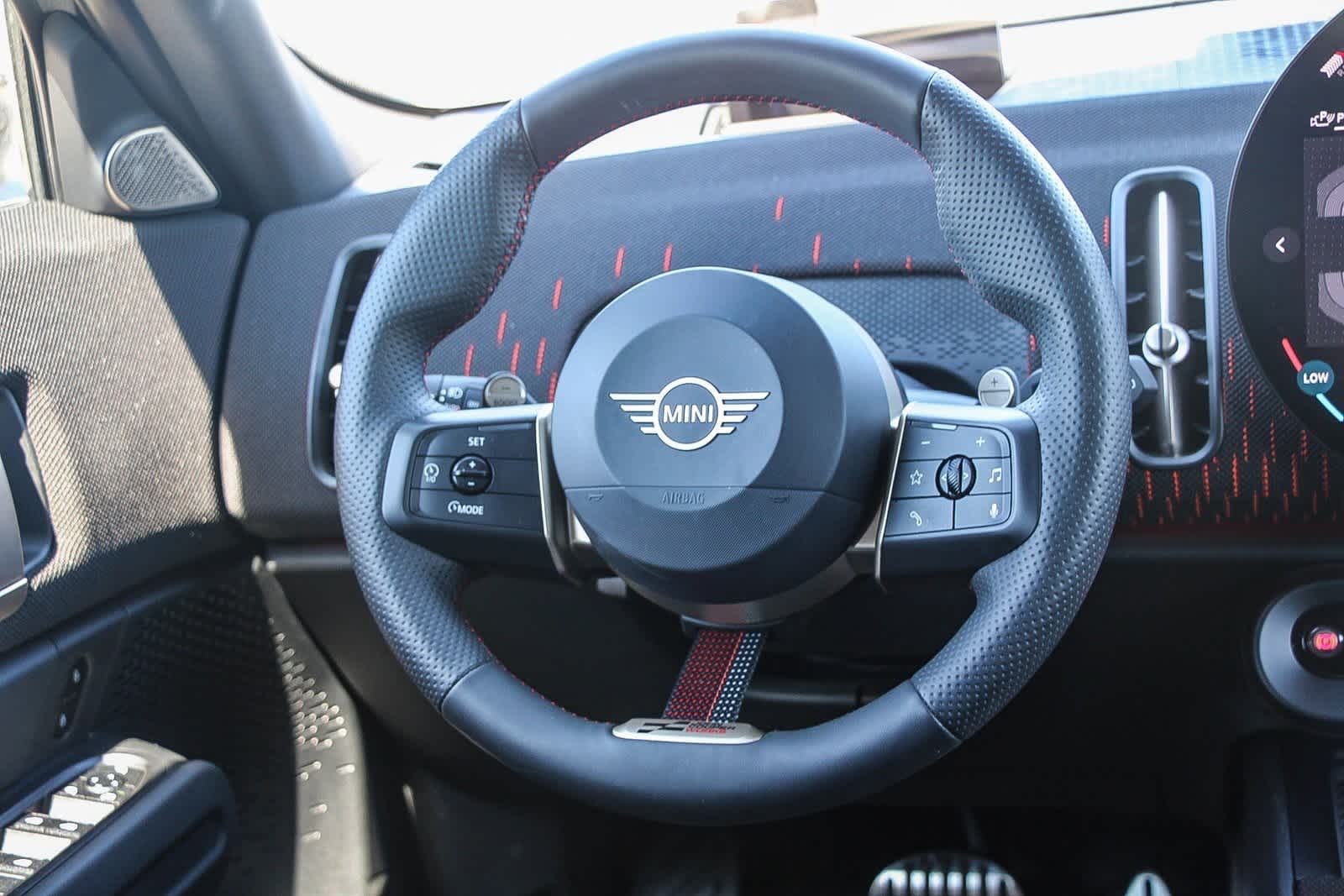 Thumbnail: 2025 MINI Cooper Countryman - 17