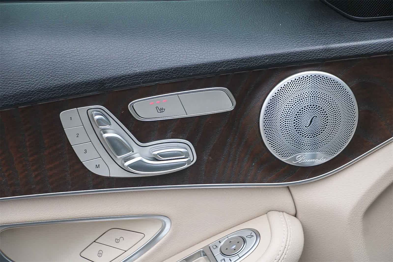 Thumbnail: 2021 Mercedes-Benz C-Class - 20