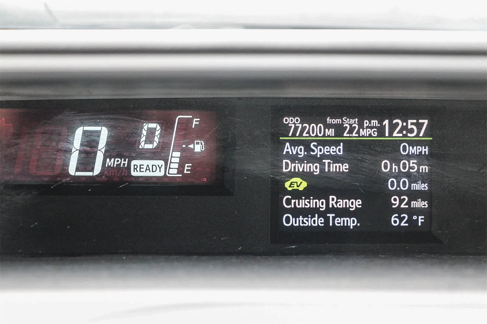 Thumbnail: 2015 Toyota Prius c - 18