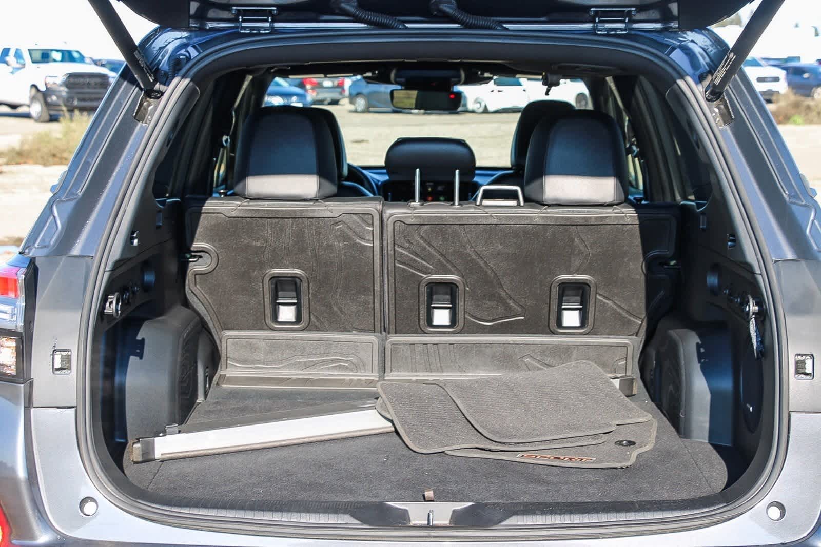 Thumbnail: 2025 Subaru Forester - 25