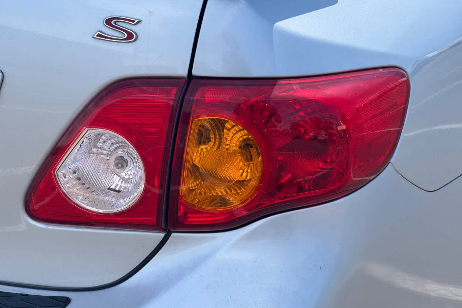 Thumbnail: 2009 Toyota Corolla - 27