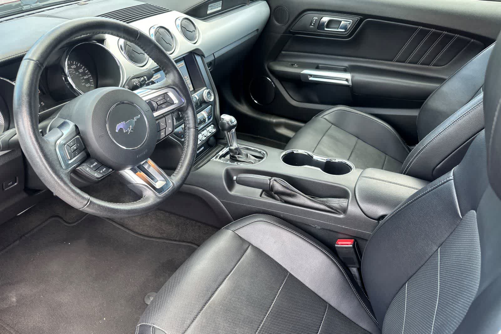 Thumbnail: 2016 Ford Mustang - 11