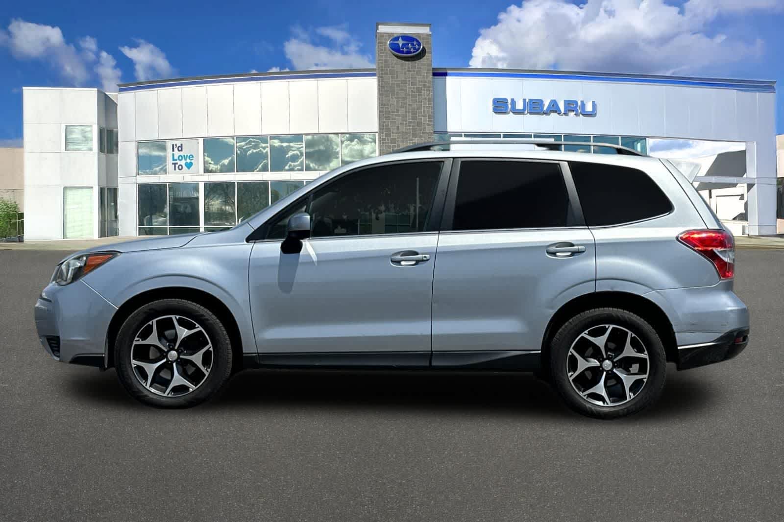 Thumbnail: 2015 Subaru Forester - 9