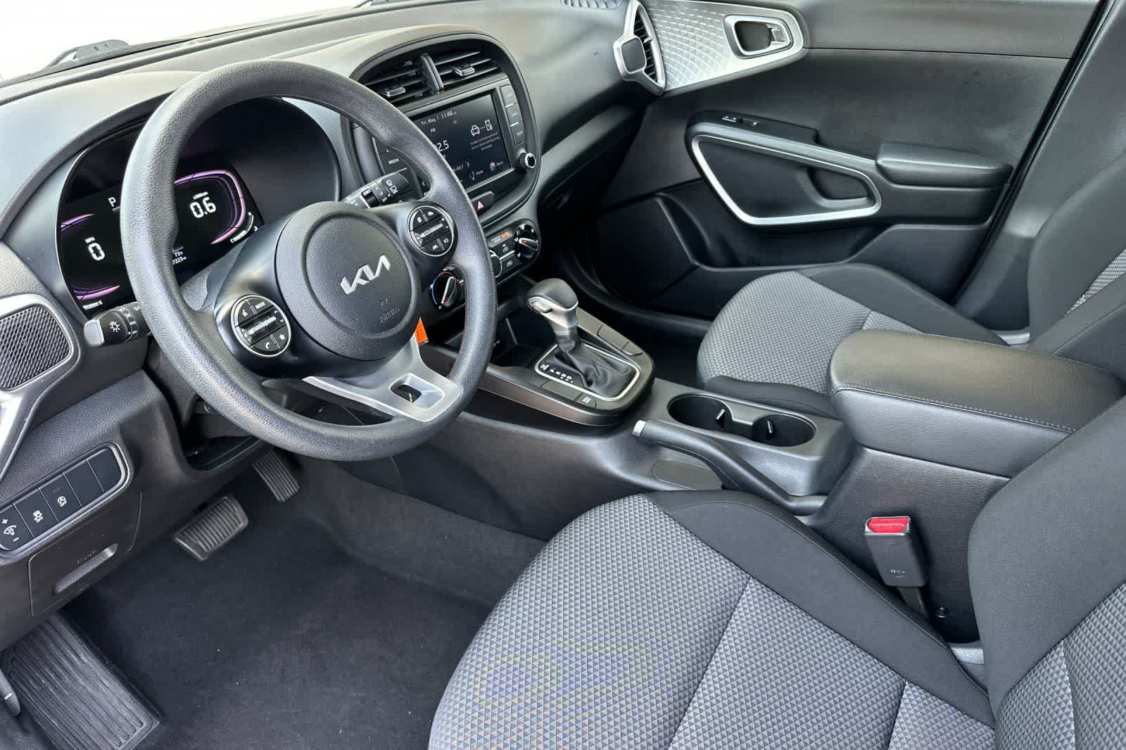 Thumbnail: 2023 Kia Soul - 11