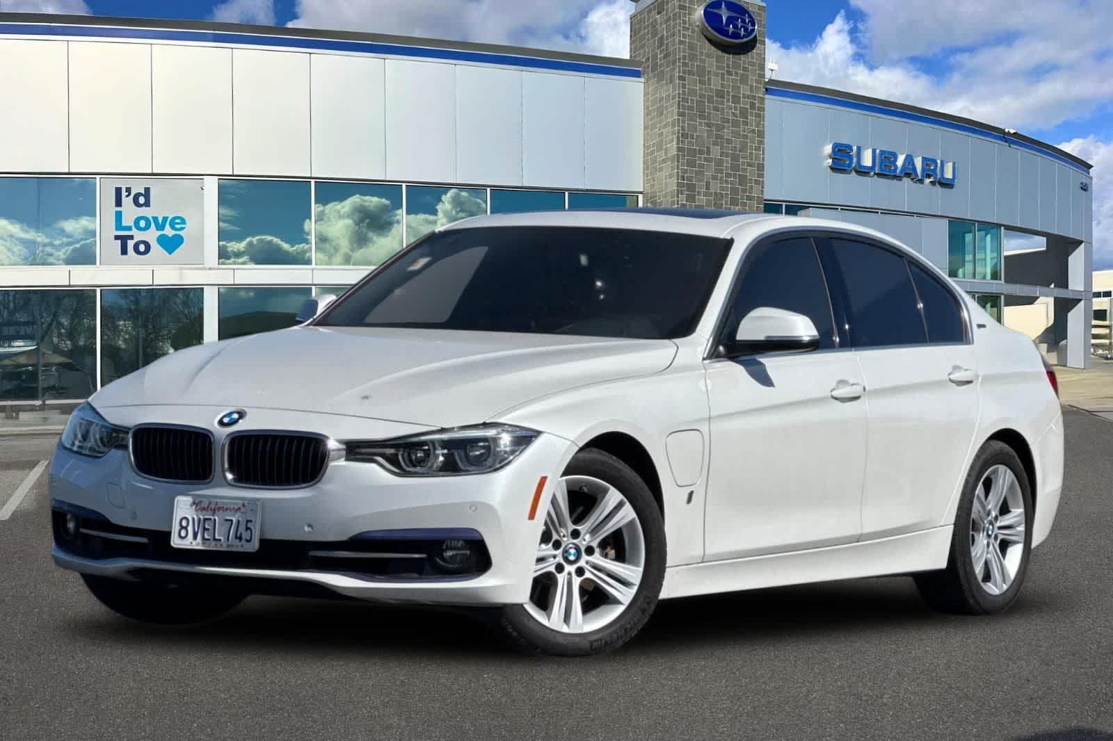 Thumbnail: 2018 BMW 3 Series - 1