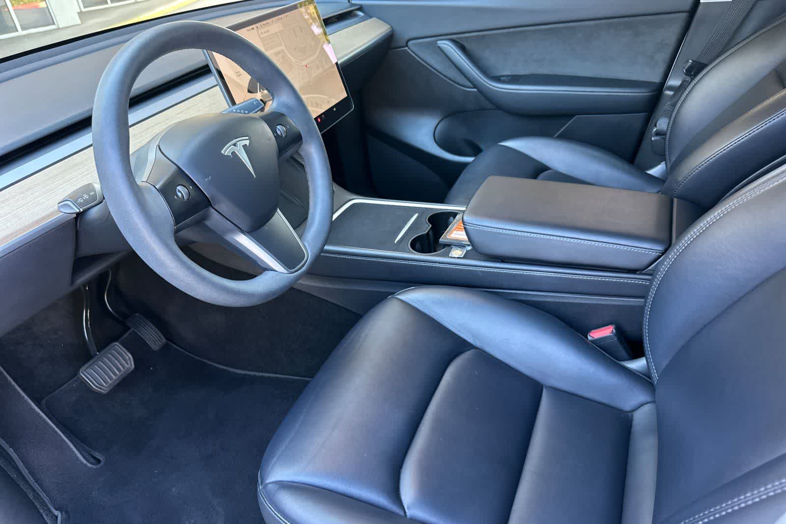 Thumbnail: 2022 Tesla Model Y - 11