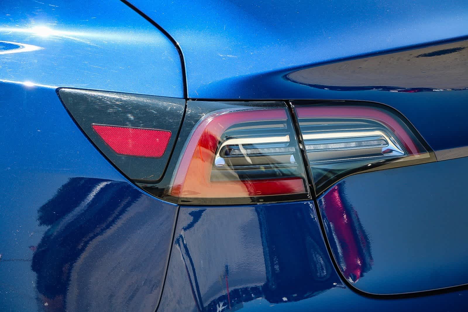 Thumbnail: 2018 Tesla Model 3 - 10
