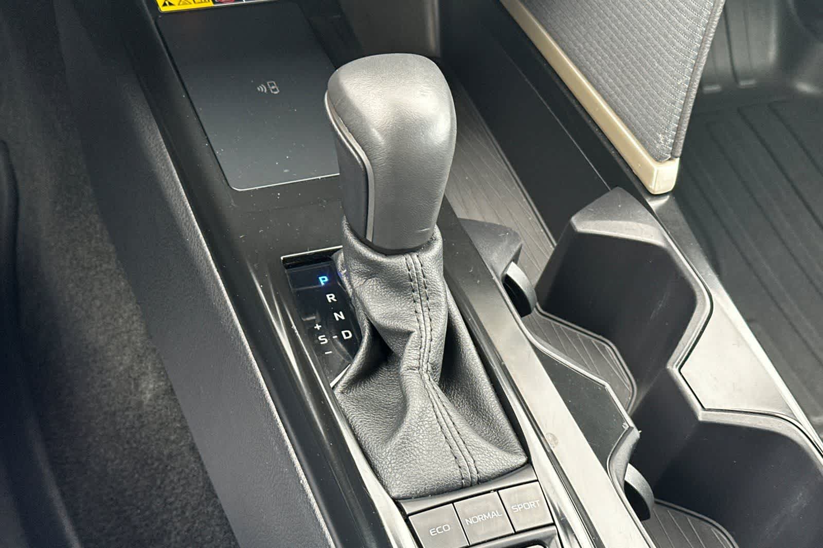 Thumbnail: 2025 Toyota Camry - 22