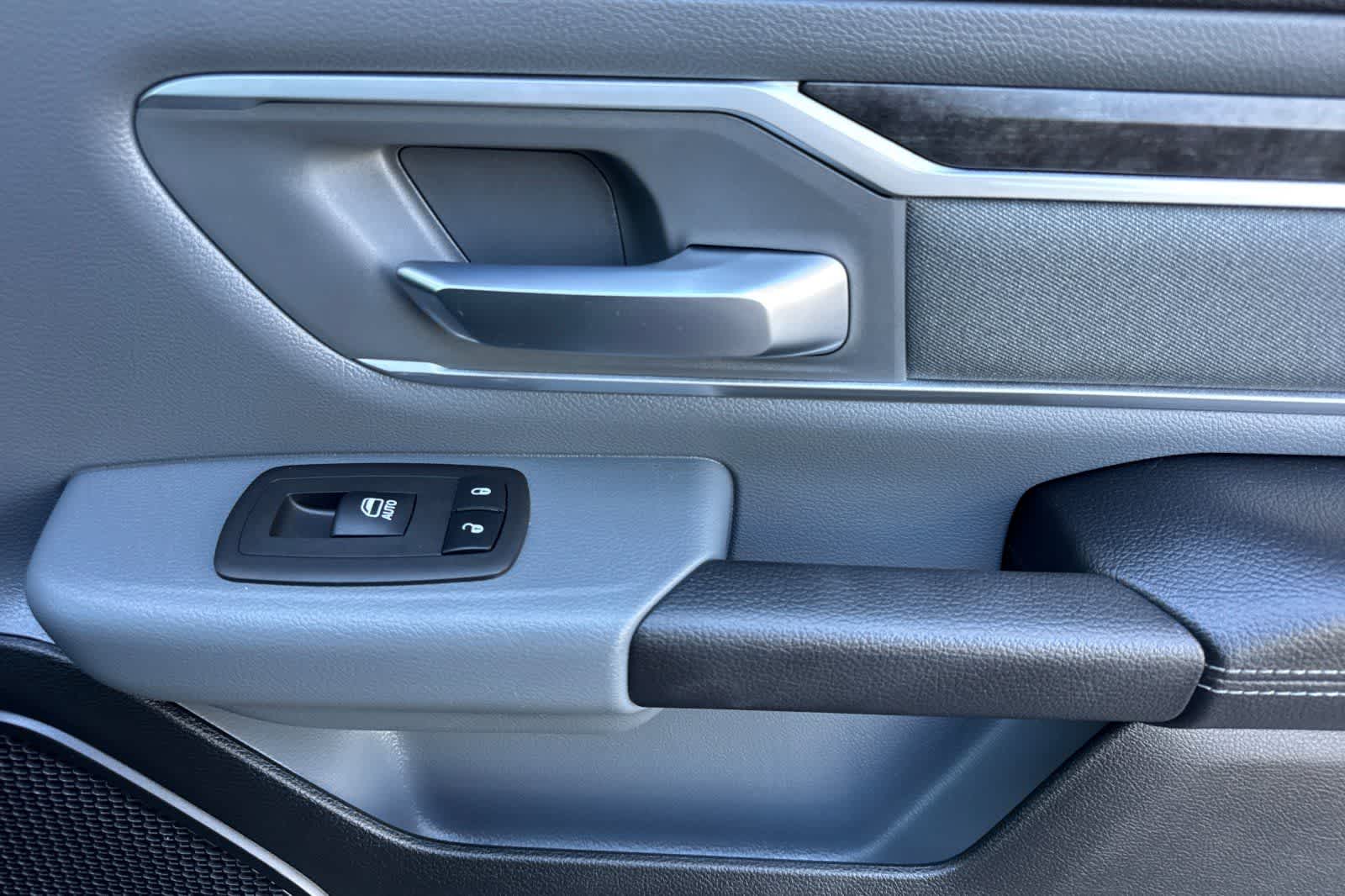 Thumbnail: 2022 RAM 1500 - 18