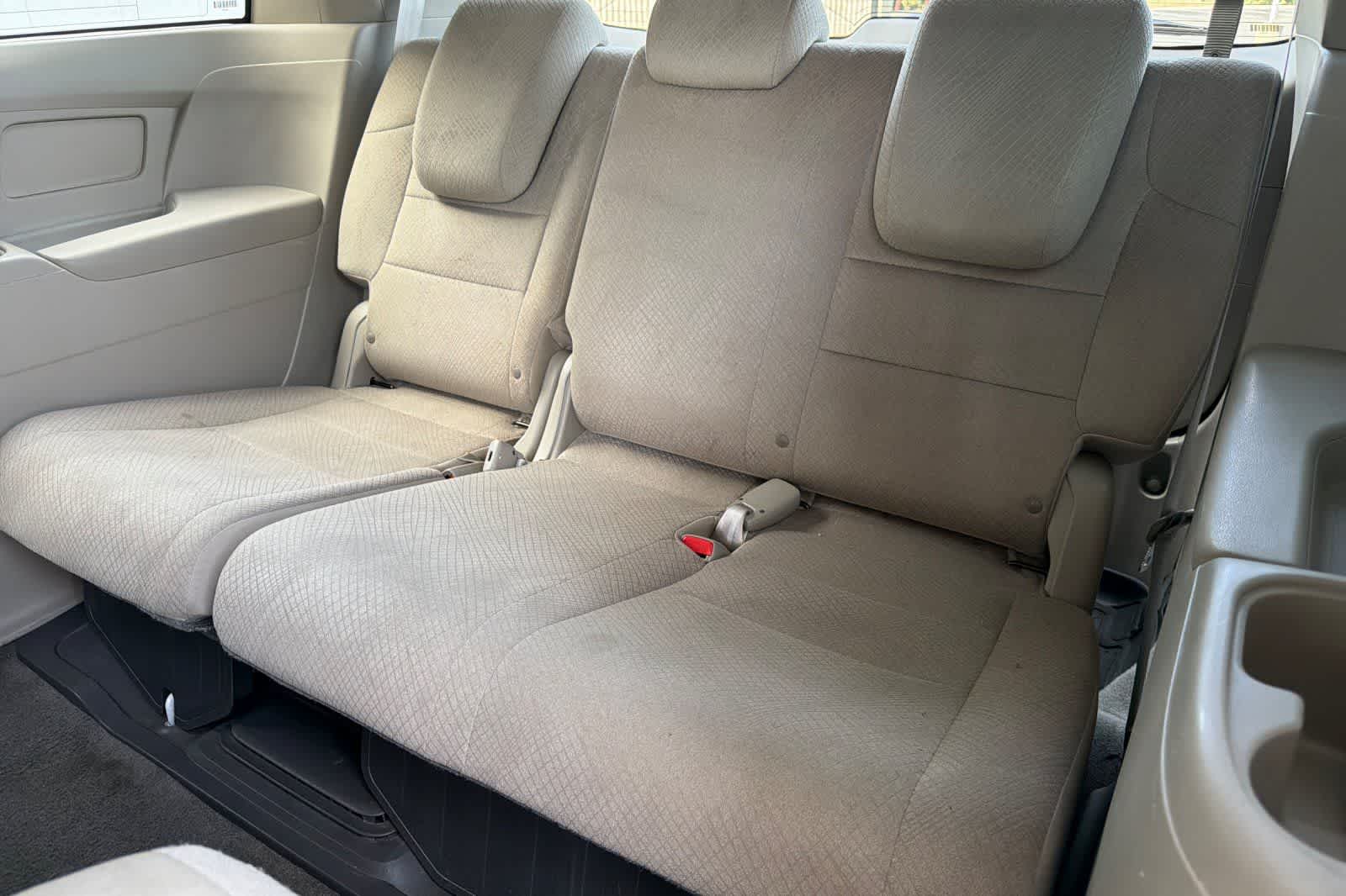 Thumbnail: 2015 Honda Odyssey - 15
