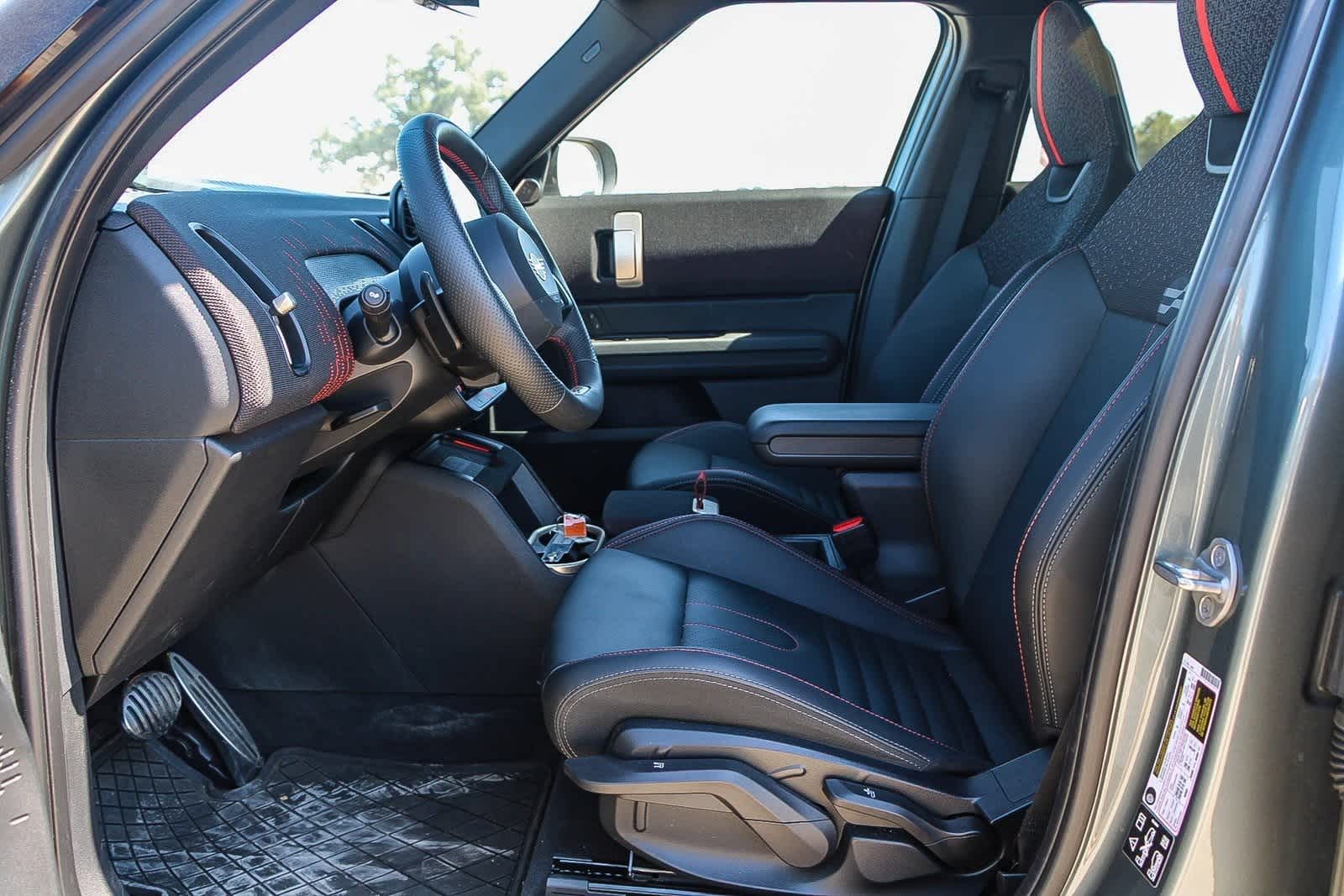 Thumbnail: 2025 MINI Cooper Countryman - 19