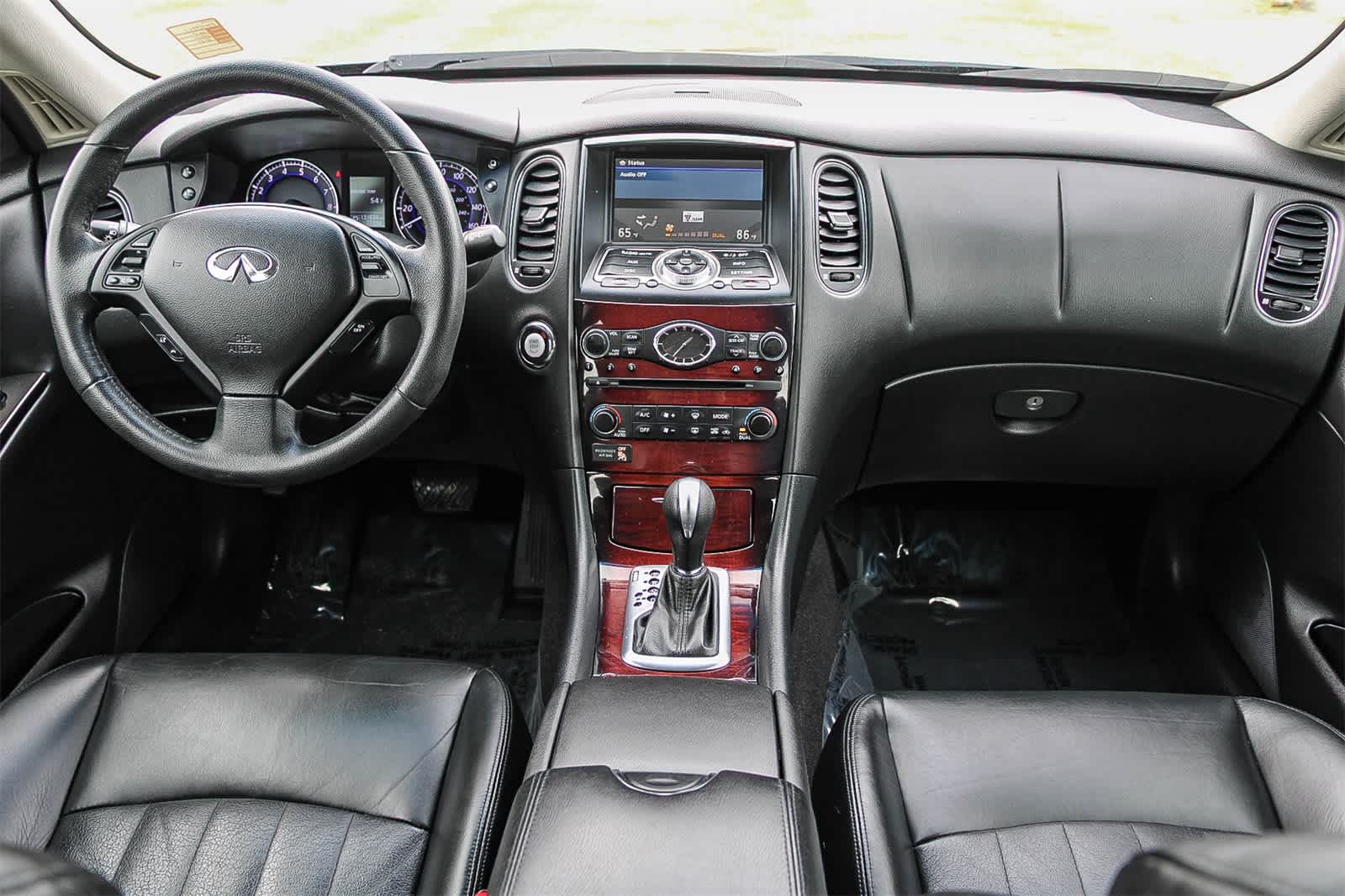 Thumbnail: 2017 INFINITI QX50 - 12