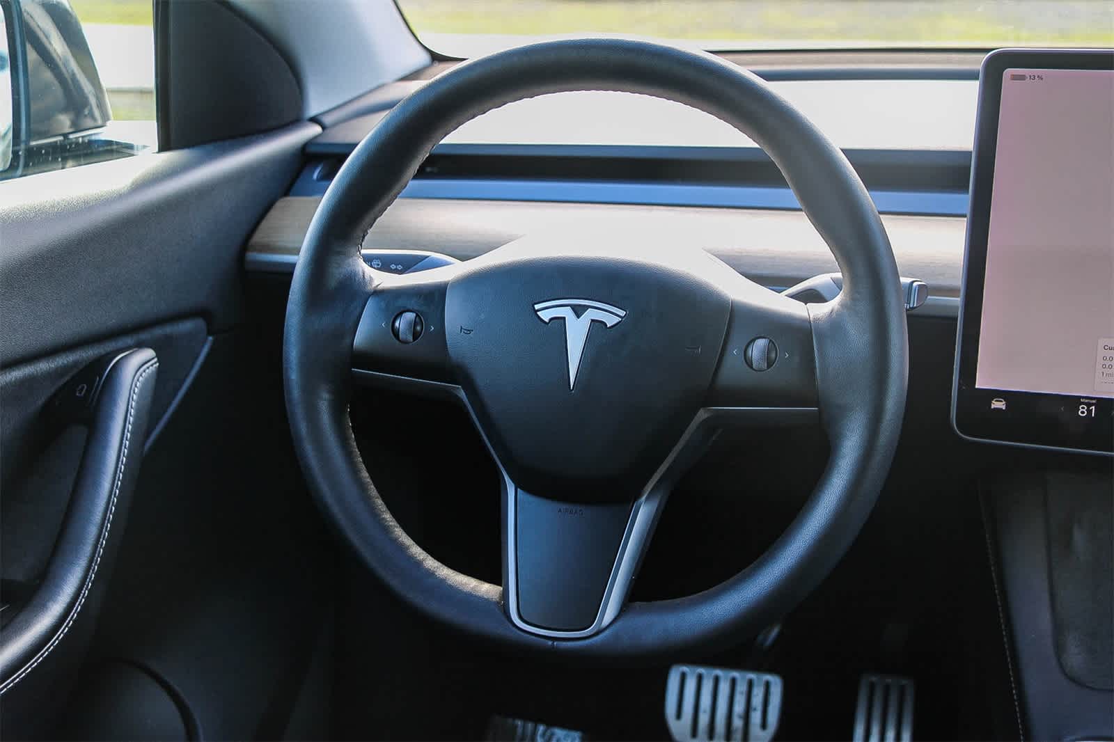 Thumbnail: 2022 Tesla Model Y - 14