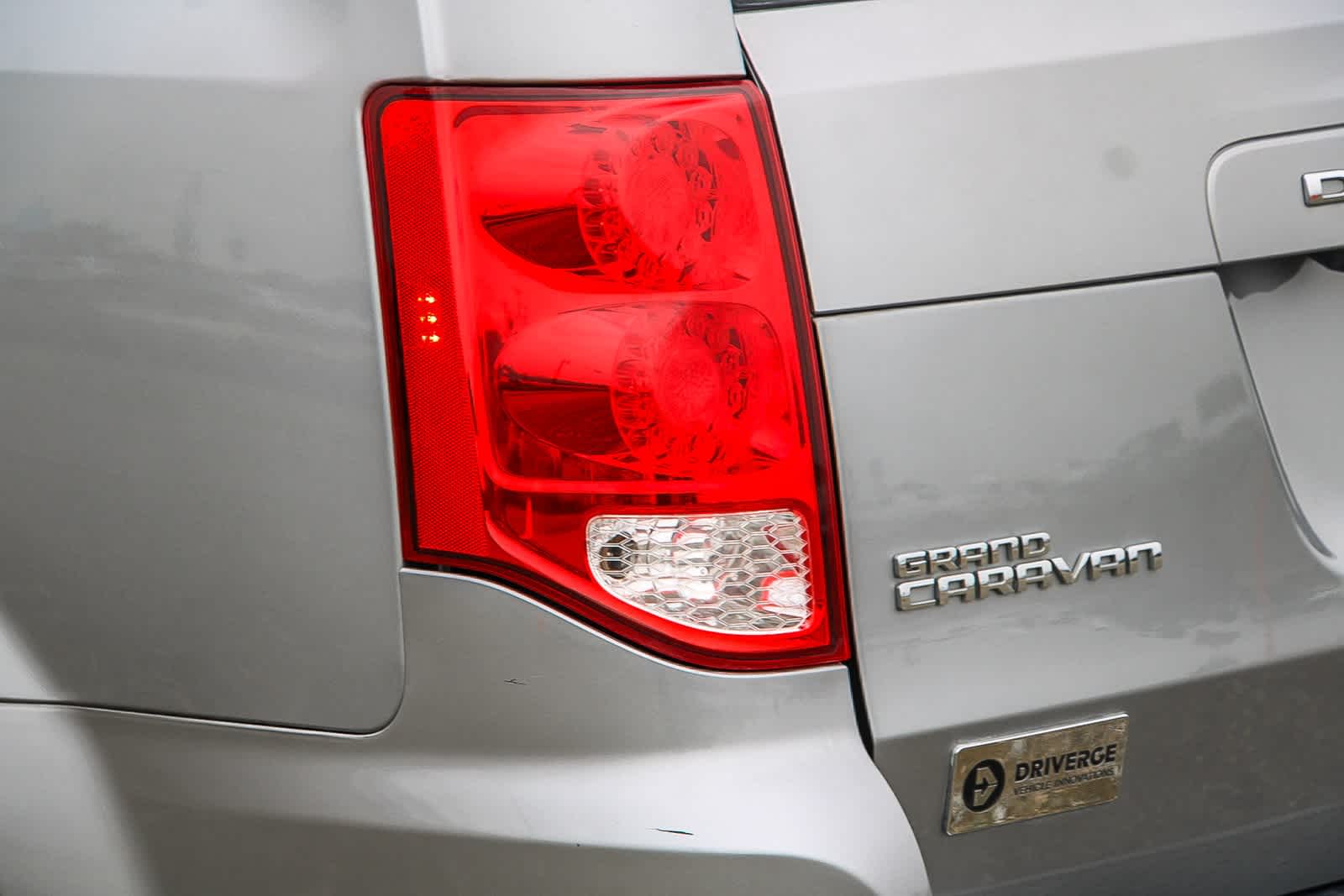 Thumbnail: 2019 Dodge Grand Caravan - 11