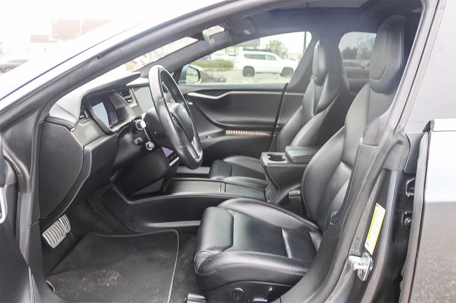 Thumbnail: 2018 Tesla Model S - 12