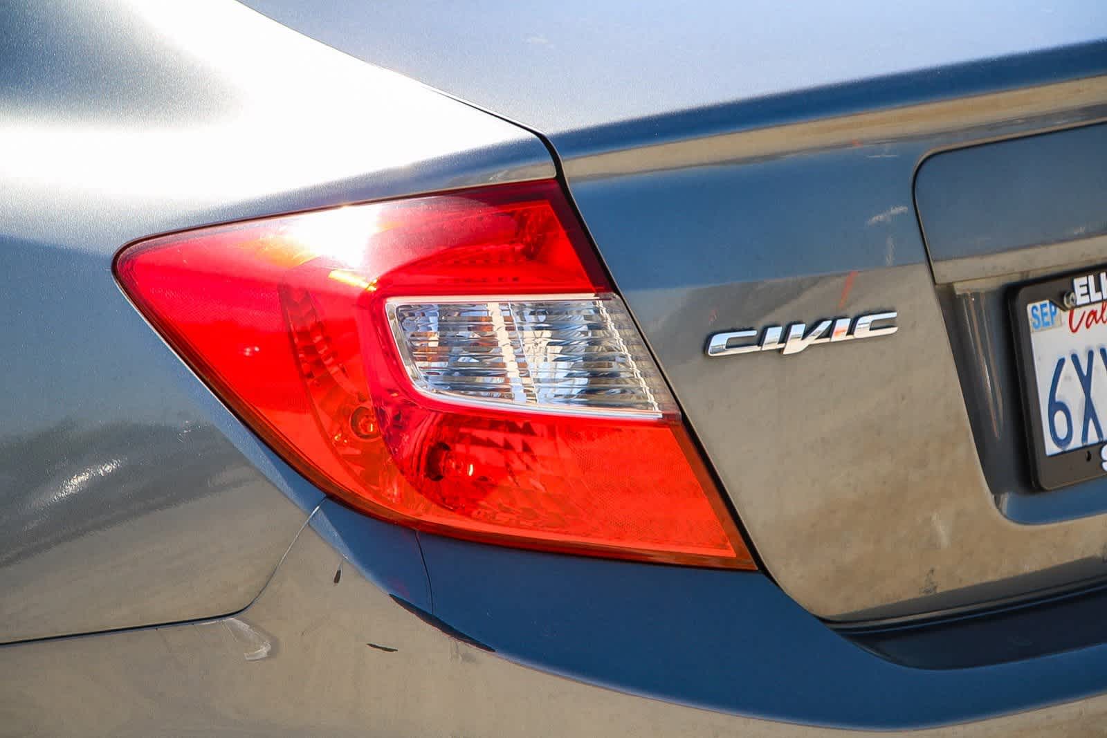 Thumbnail: 2012 Honda Civic - 11