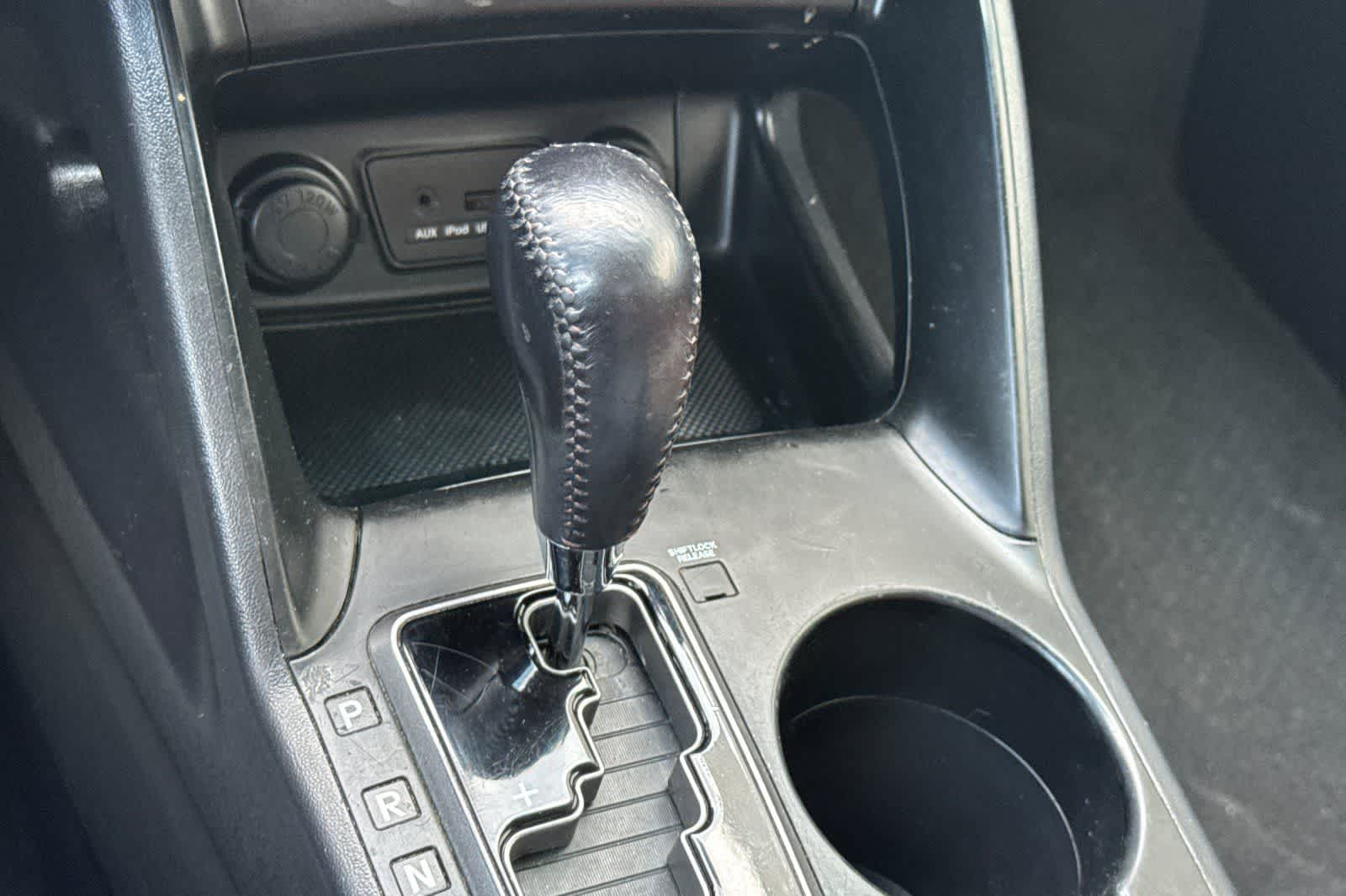 Thumbnail: 2012 Hyundai Tucson - 23