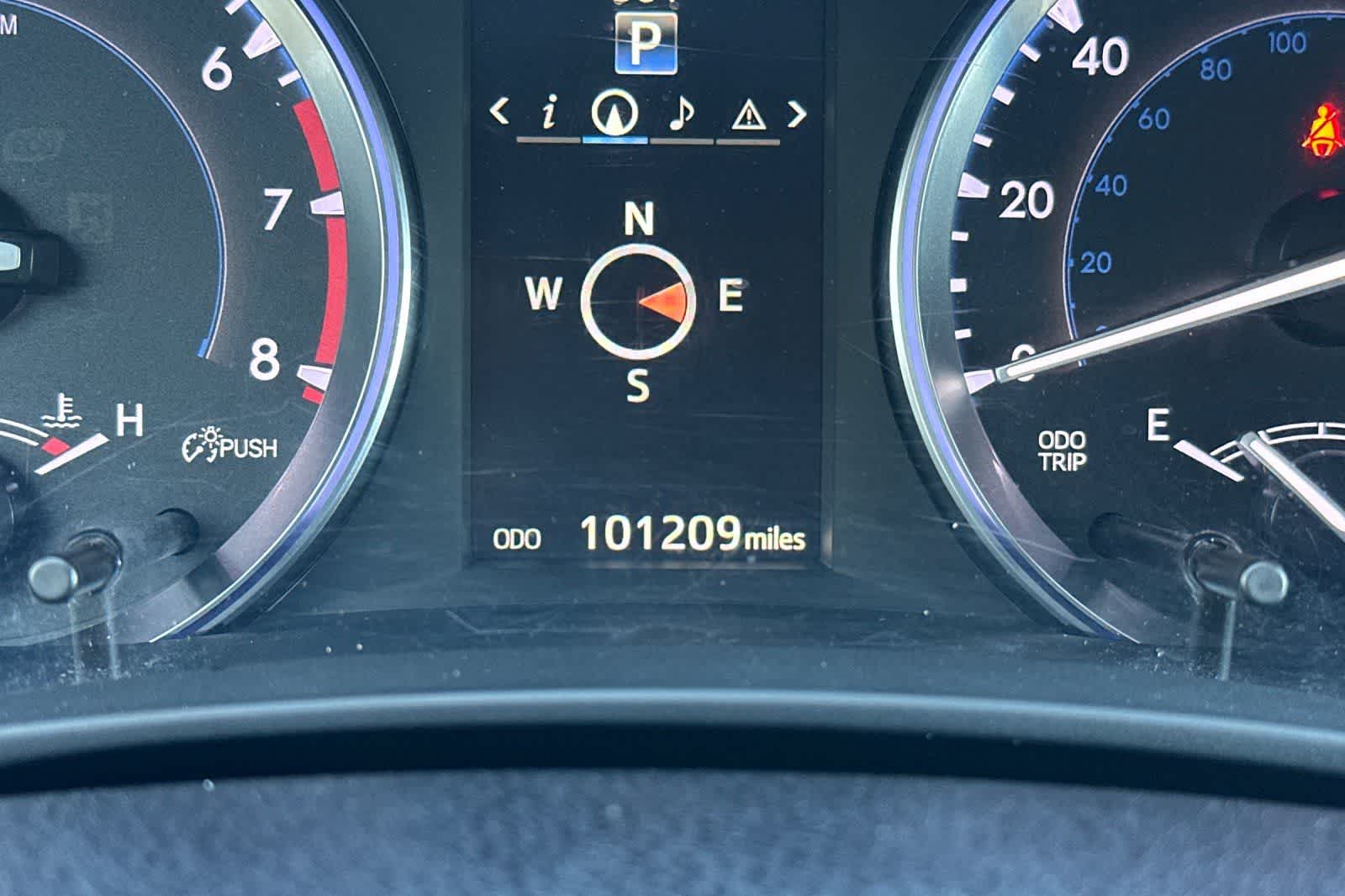 Thumbnail: 2016 Toyota Highlander - 30