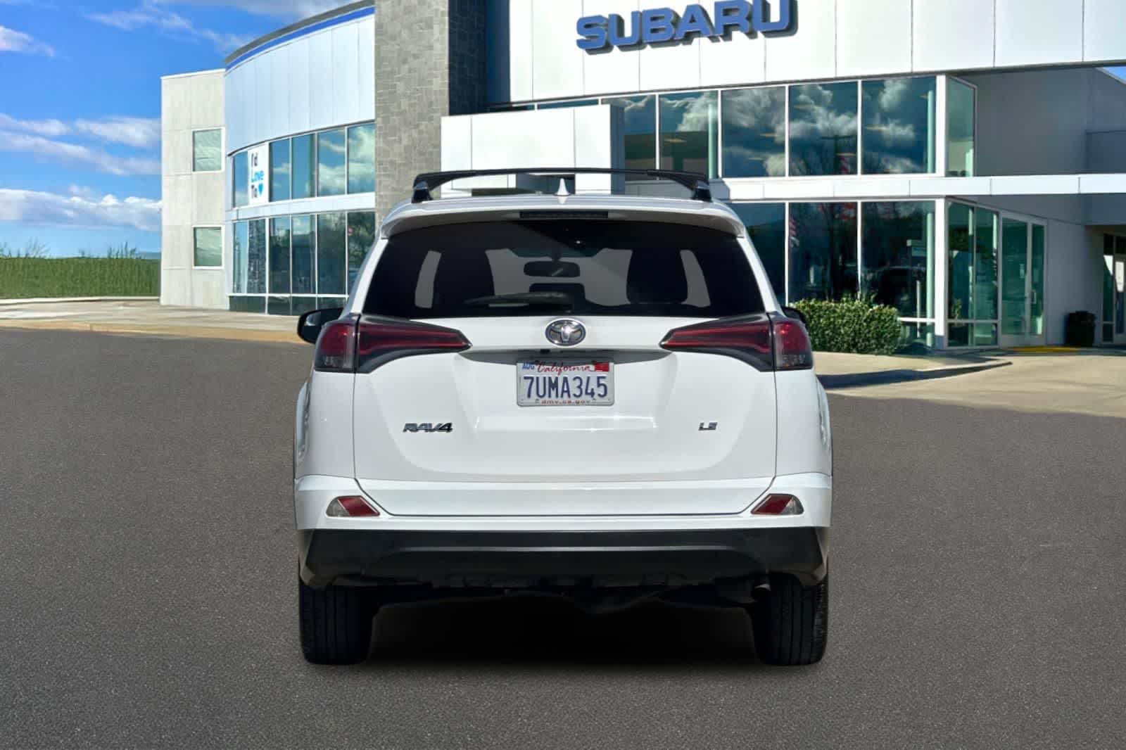 Thumbnail: 2016 Toyota RAV4 - 7