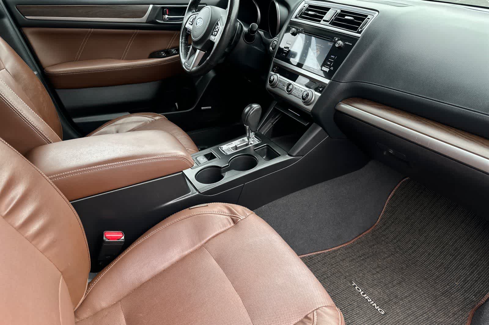 Thumbnail: 2017 Subaru Outback - 17