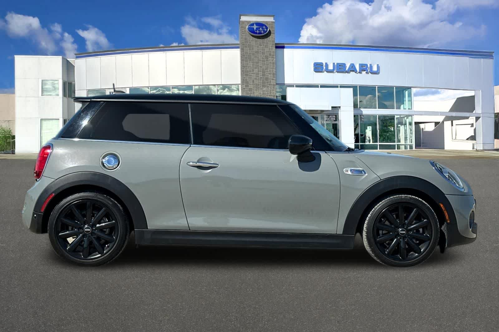 Thumbnail: 2020 MINI Cooper Hardtop - 6