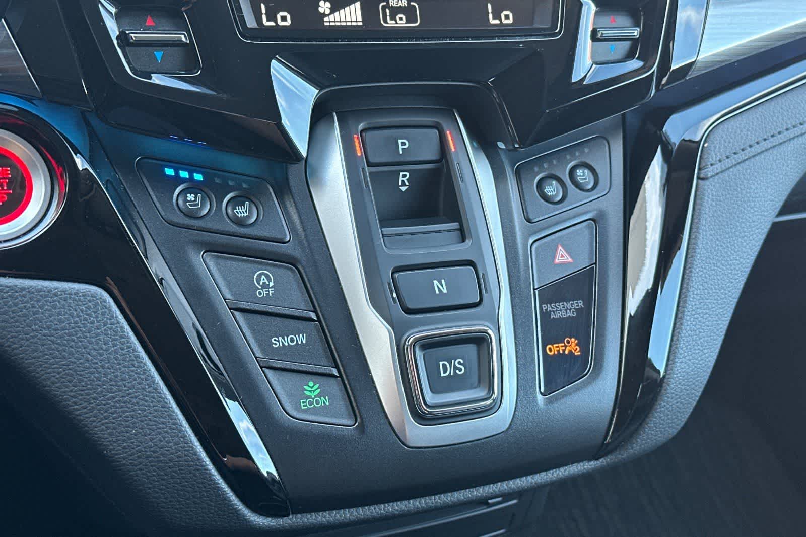 Thumbnail: 2024 Honda Odyssey - 24