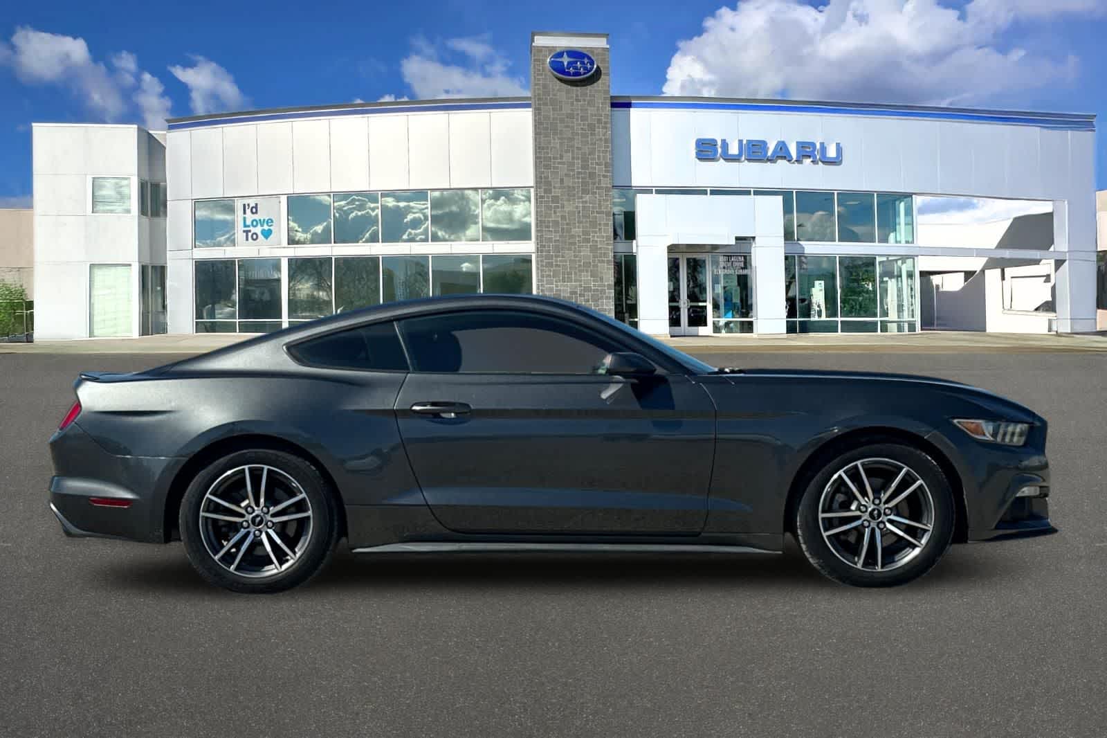 Thumbnail: 2017 Ford Mustang - 6