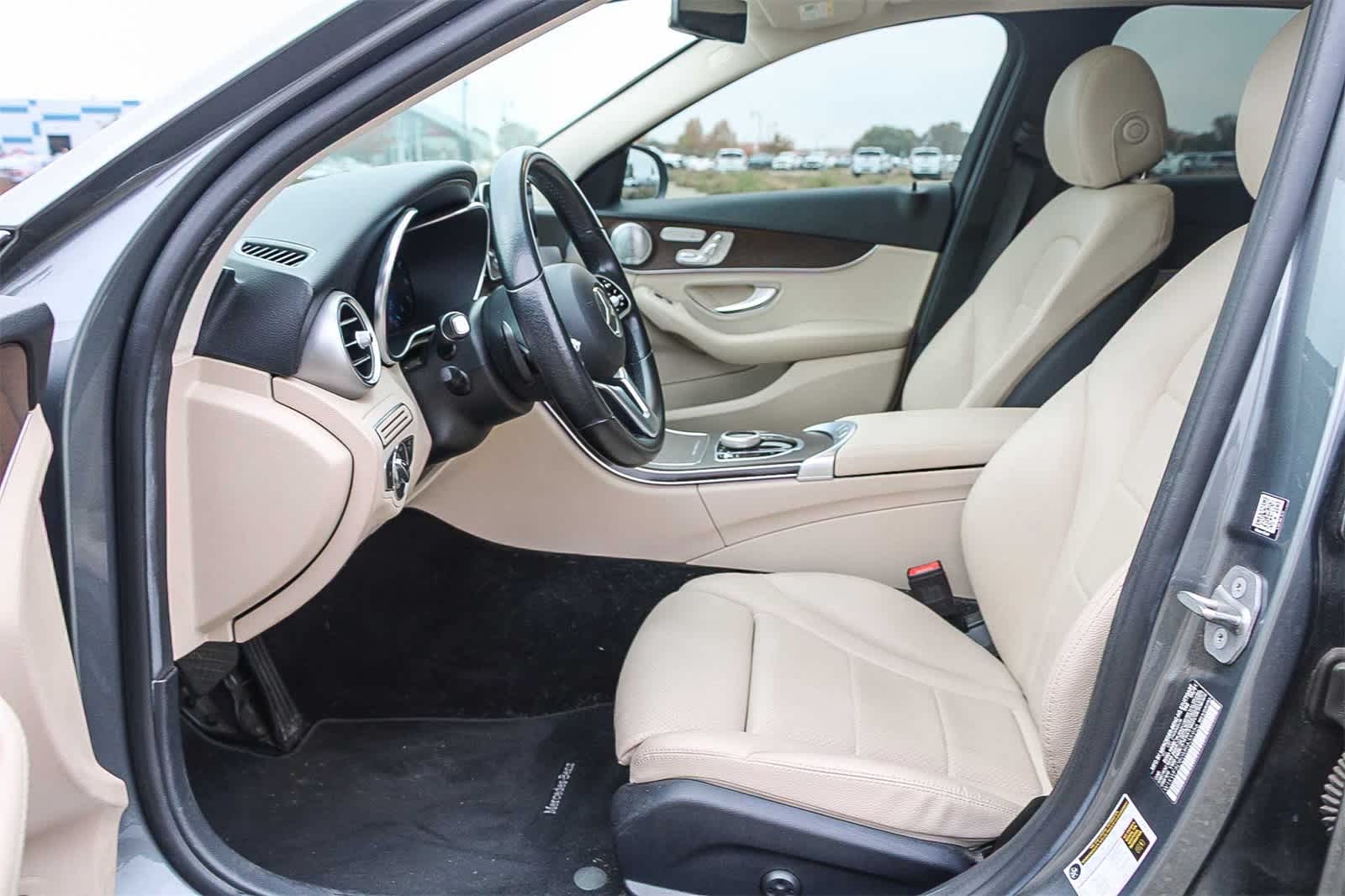 Thumbnail: 2021 Mercedes-Benz C-Class - 17