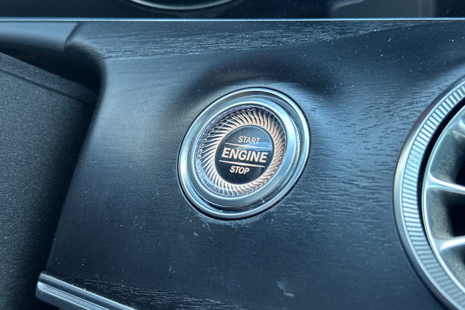 Thumbnail: 2019 Mercedes-Benz E-Class - 23