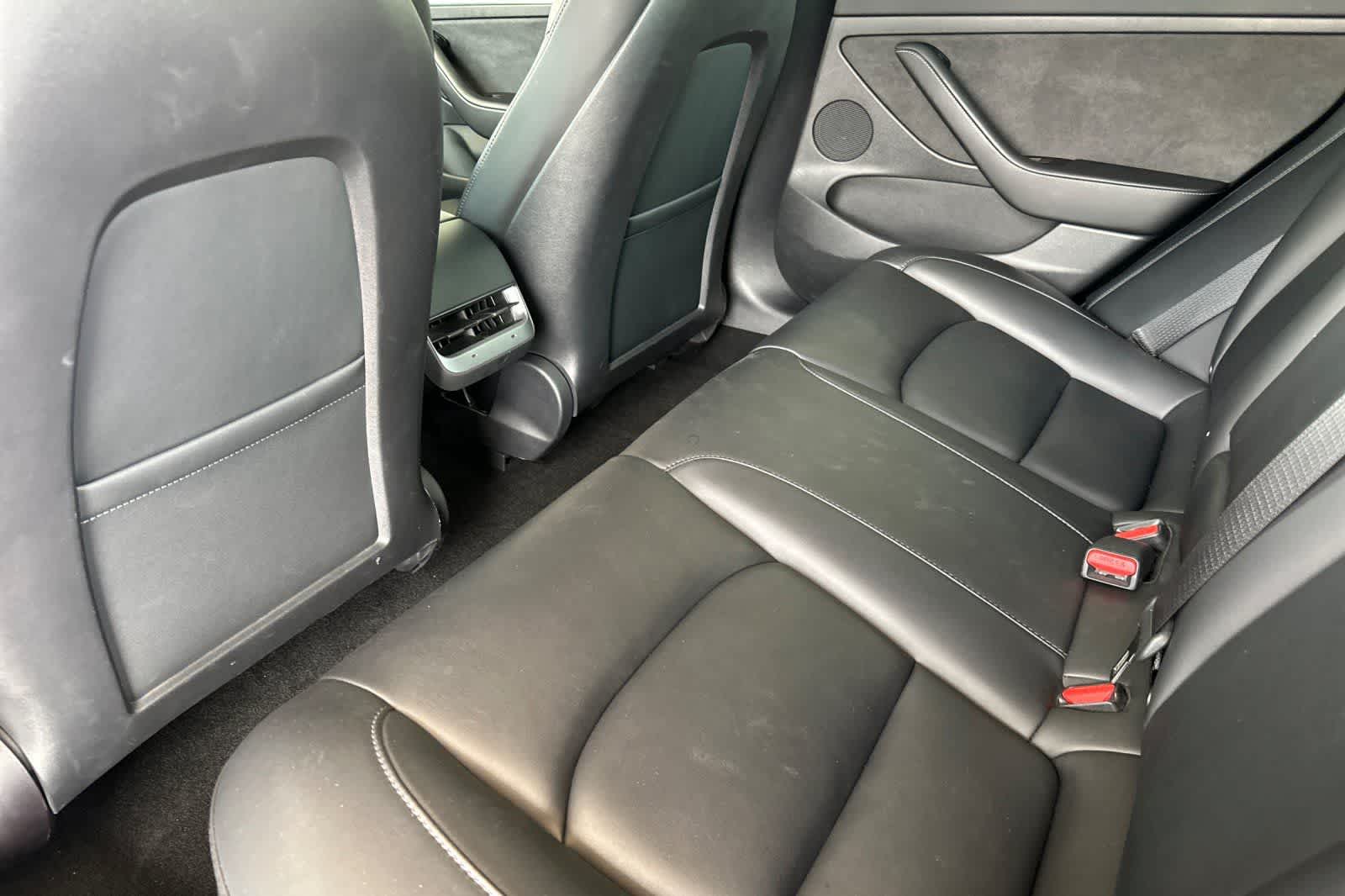 Thumbnail: 2022 Tesla Model 3 - 4