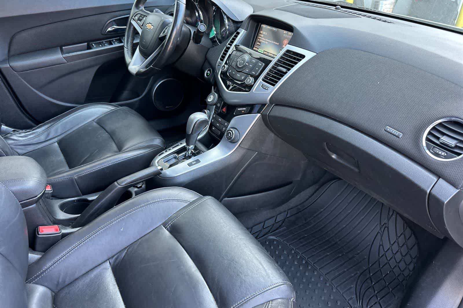 Thumbnail: 2015 Chevrolet Cruze - 13