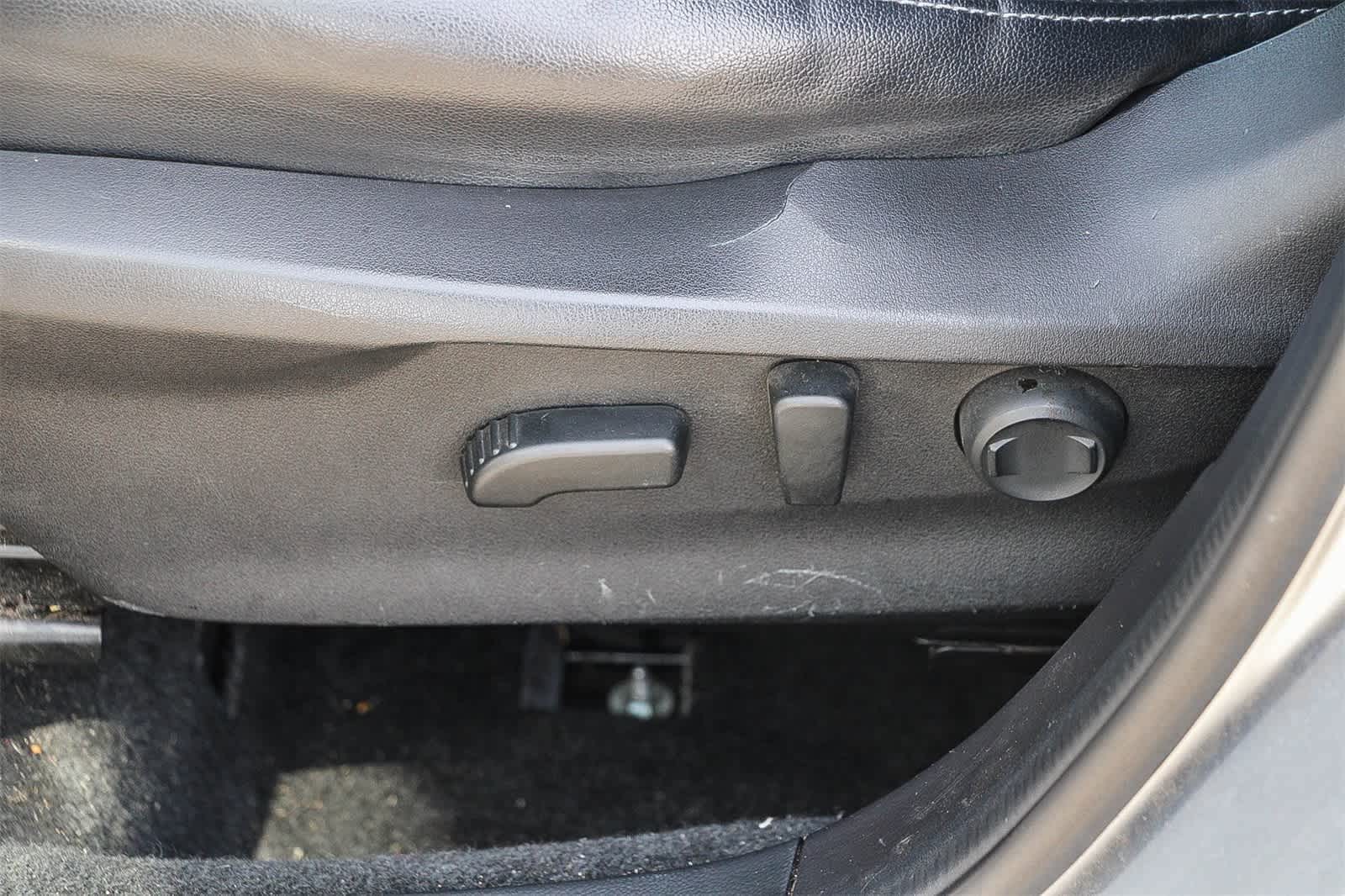 Thumbnail: 2020 Subaru Forester - 16