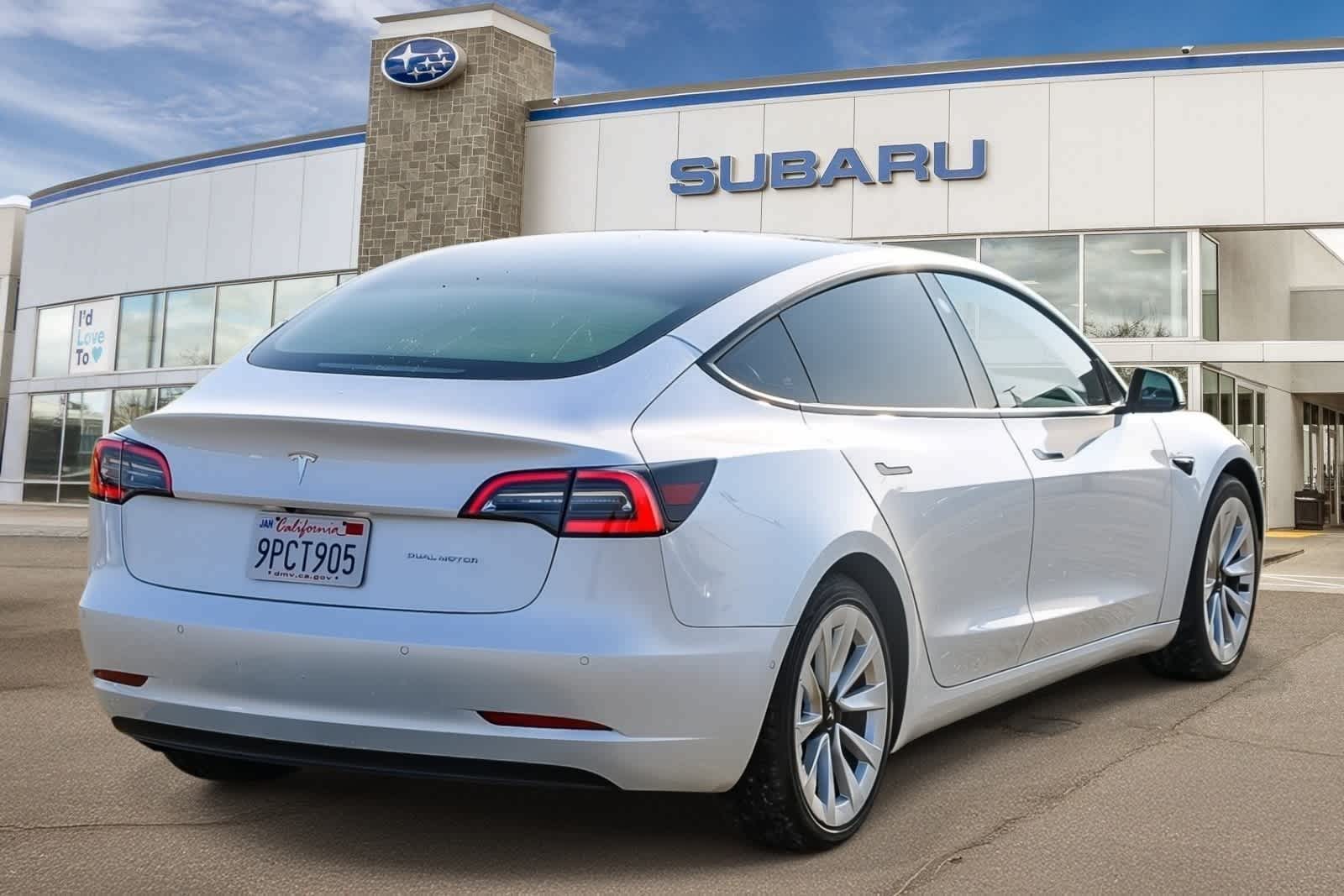 Thumbnail: 2022 Tesla Model 3 - 2