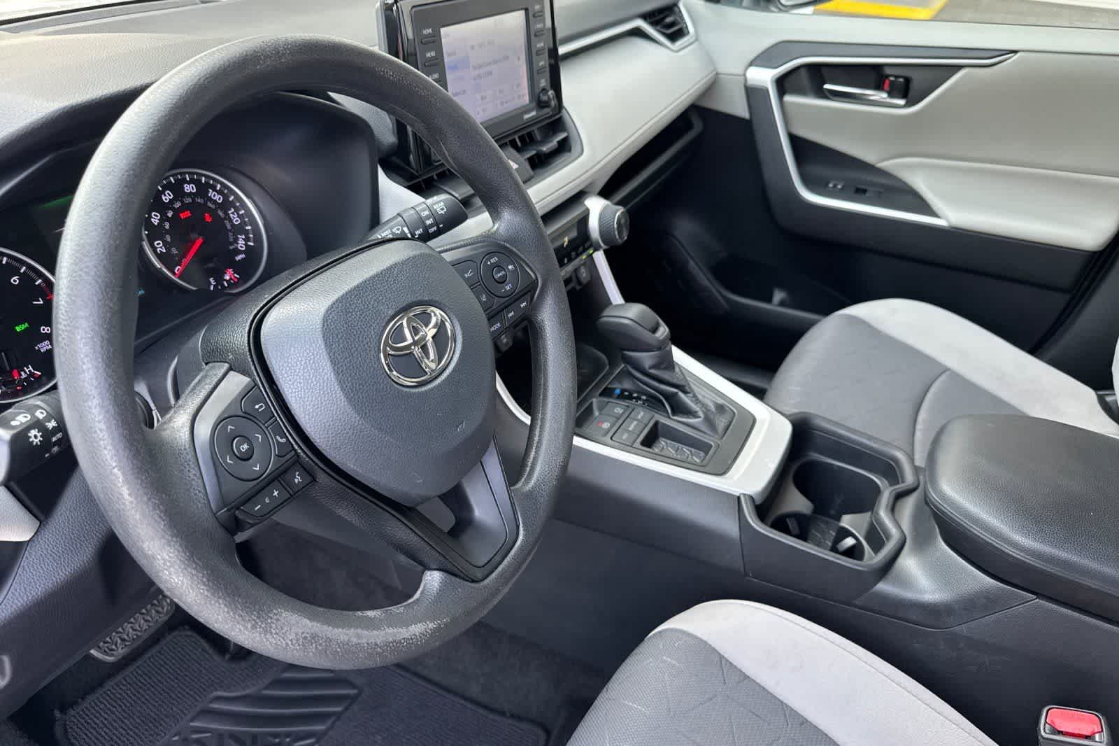 Thumbnail: 2021 Toyota RAV4 - 11