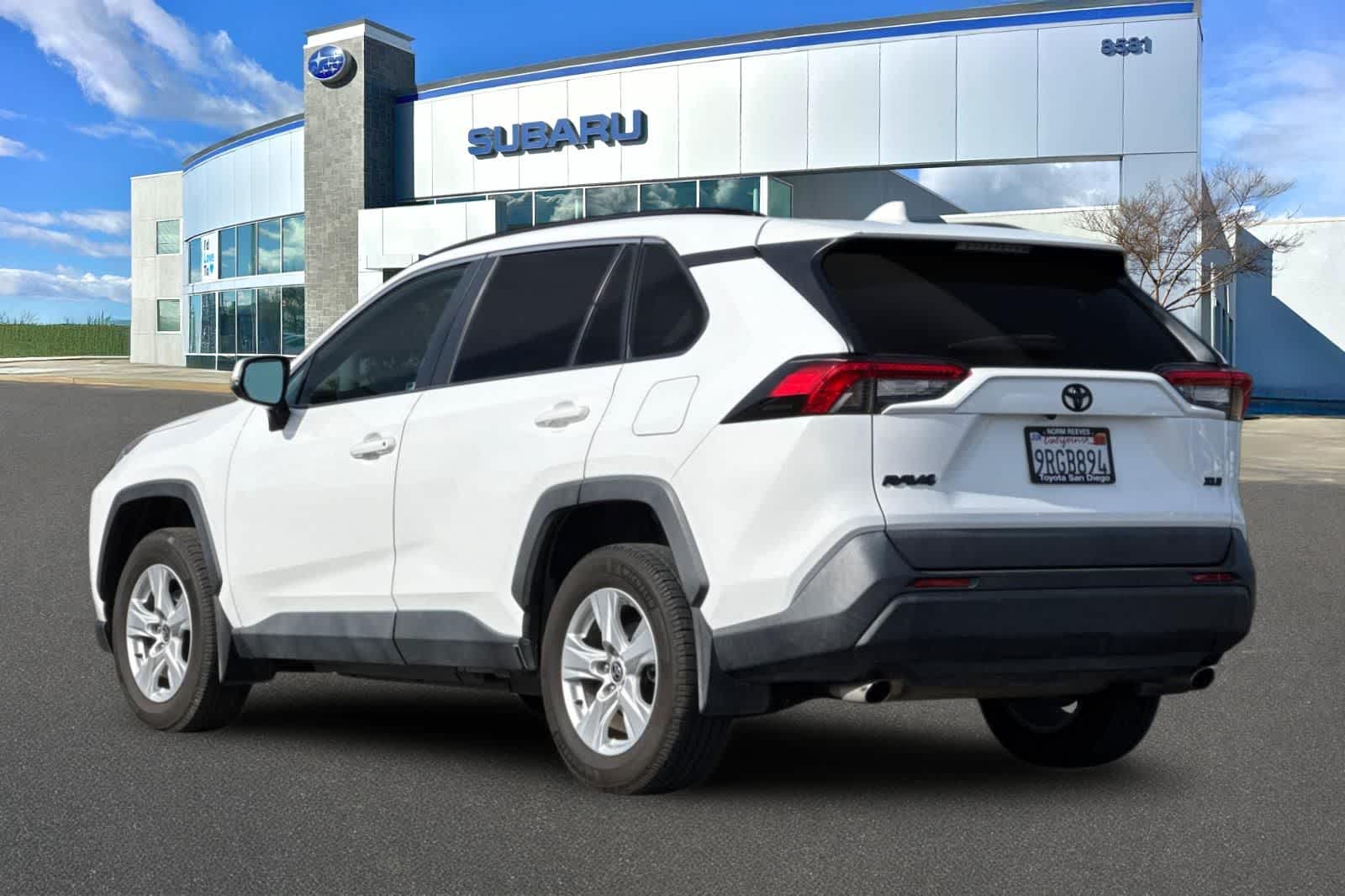 Thumbnail: 2021 Toyota RAV4 - 8