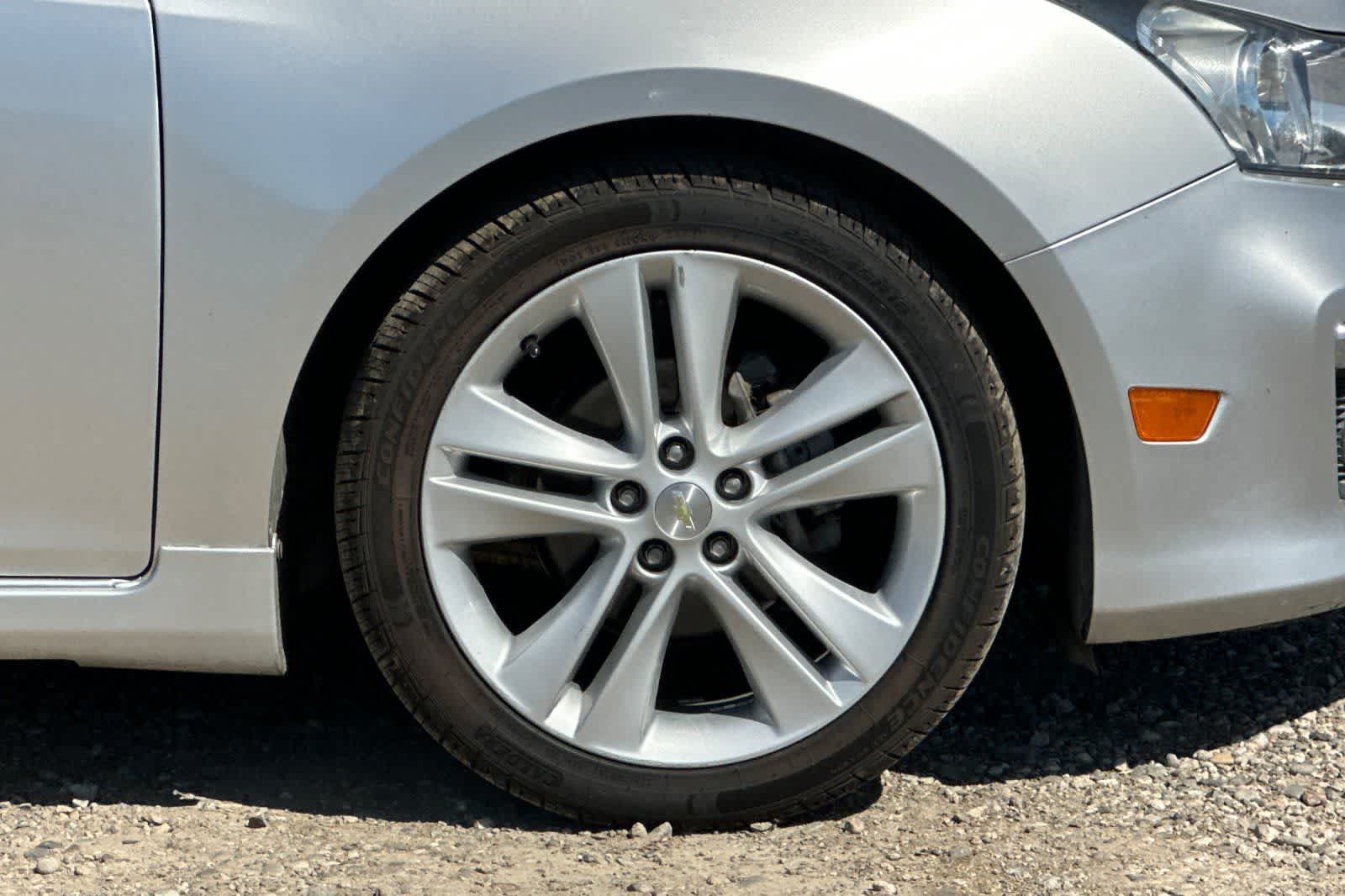 Thumbnail: 2015 Chevrolet Cruze - 25