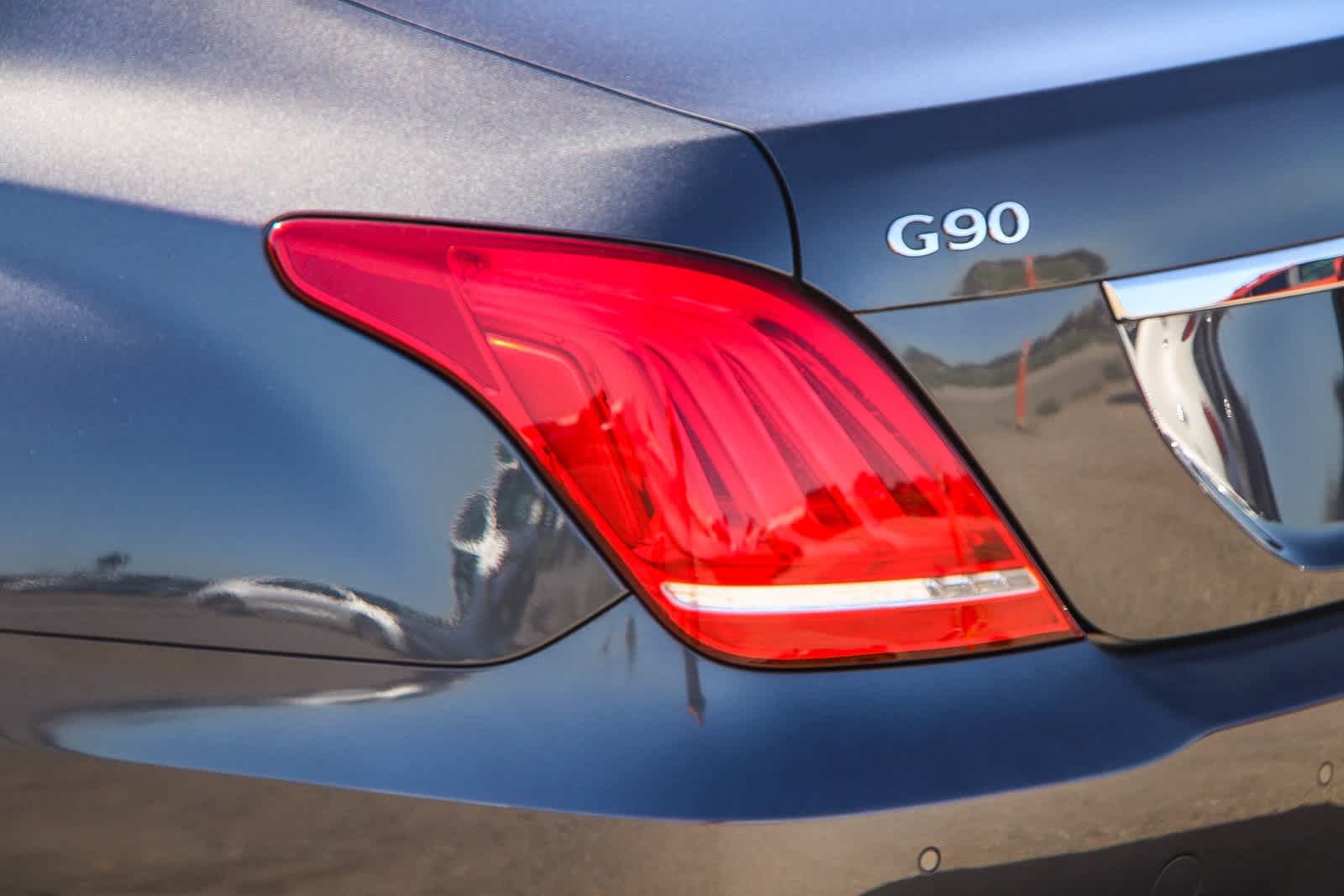 Thumbnail: 2019 Genesis G90 - 11