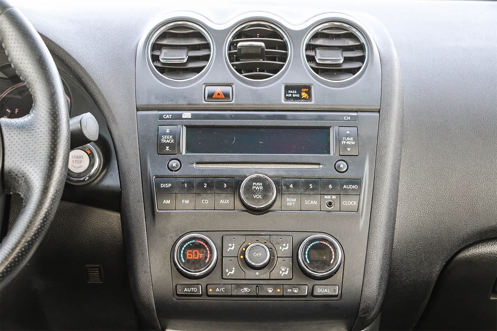 Thumbnail: 2012 Nissan Altima - 10