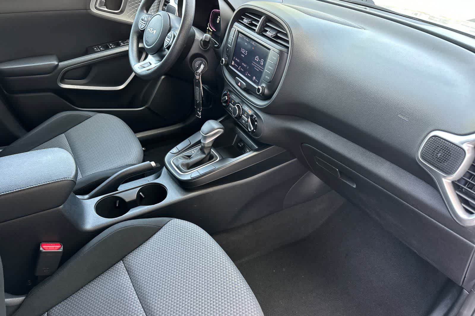 Thumbnail: 2023 Kia Soul - 16
