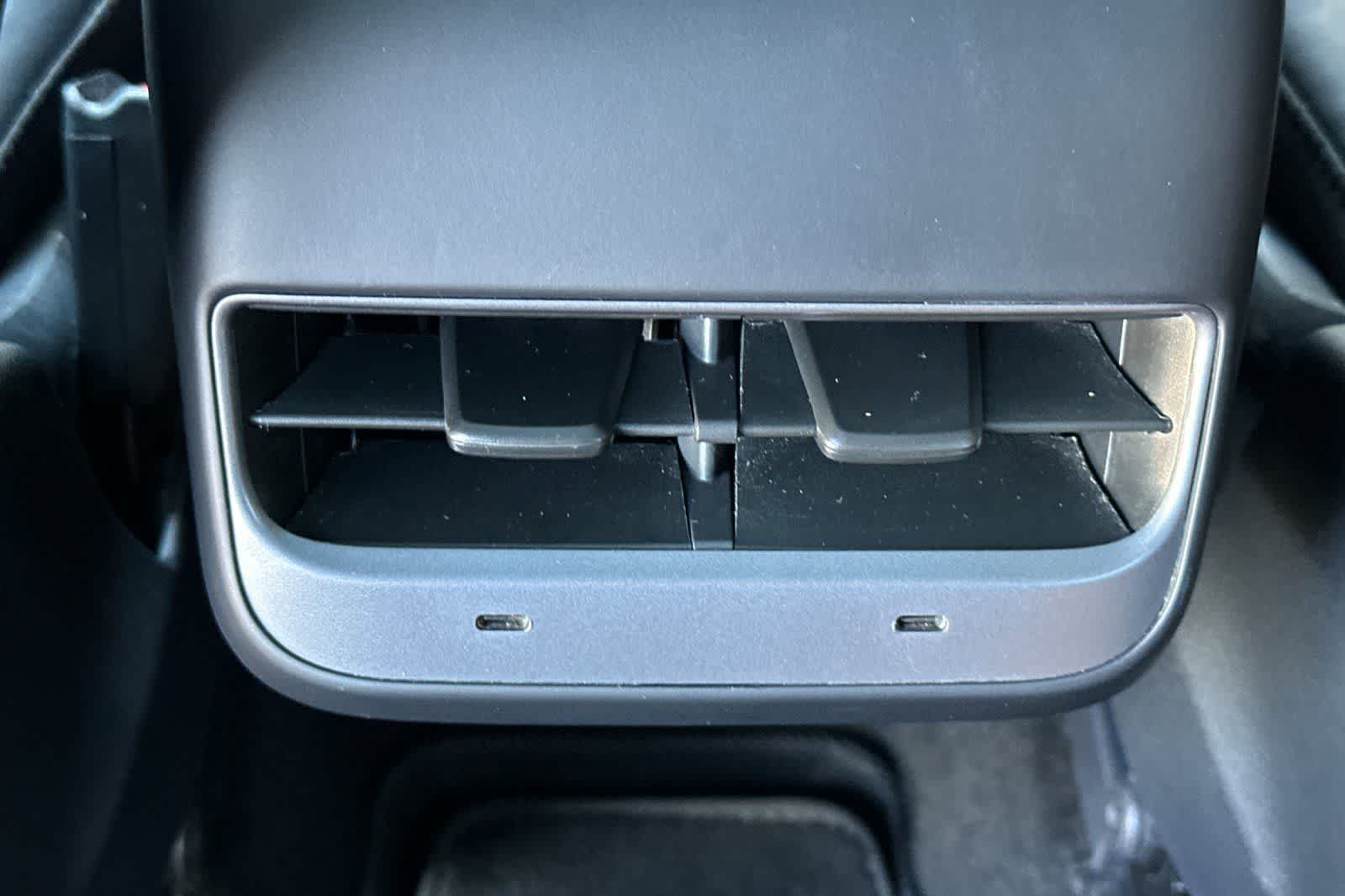 Thumbnail: 2022 Tesla Model Y - 15