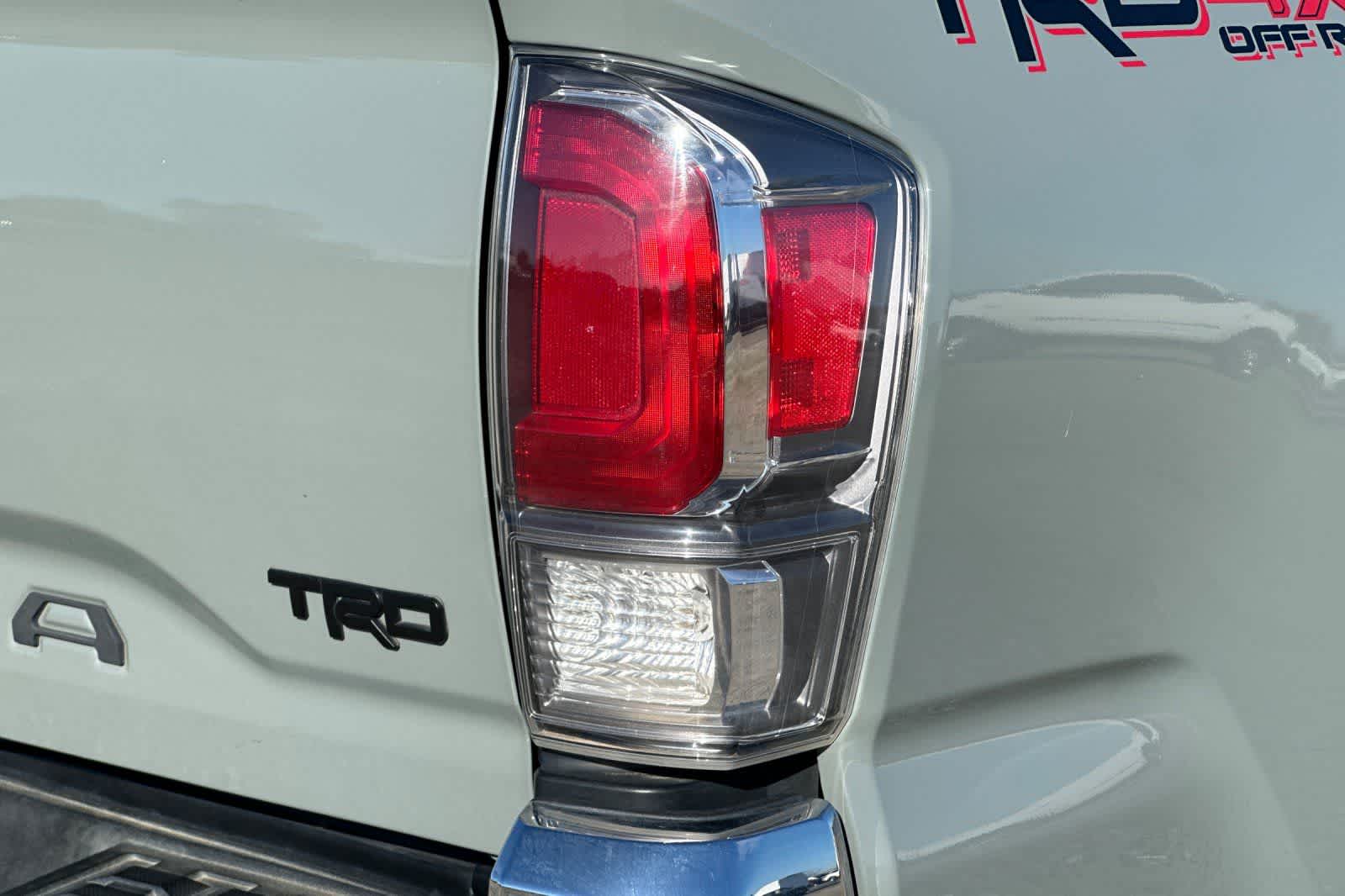 Thumbnail: 2022 Toyota Tacoma - 30